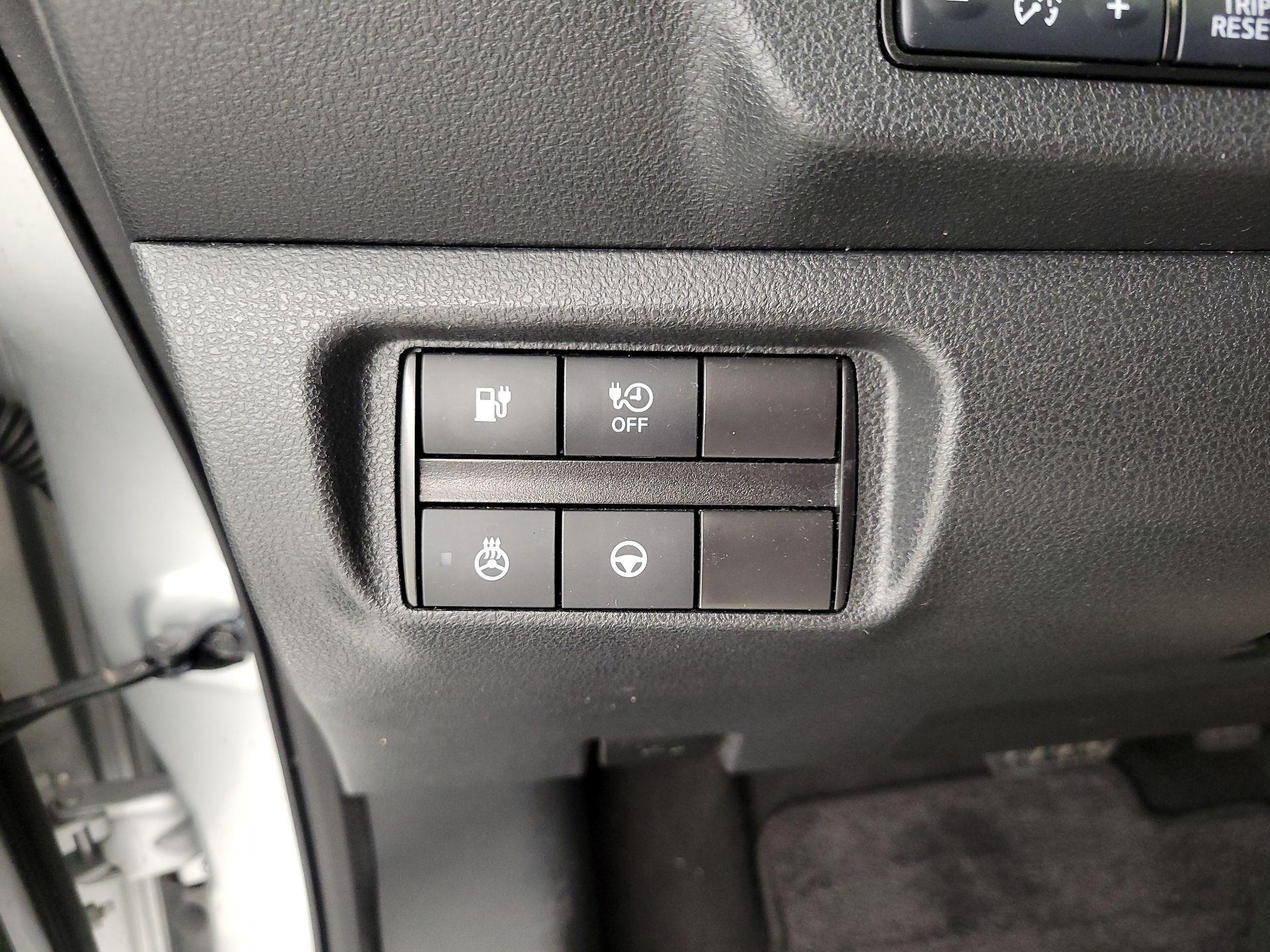 Thumbnail: 2021 Nissan Leaf - 13