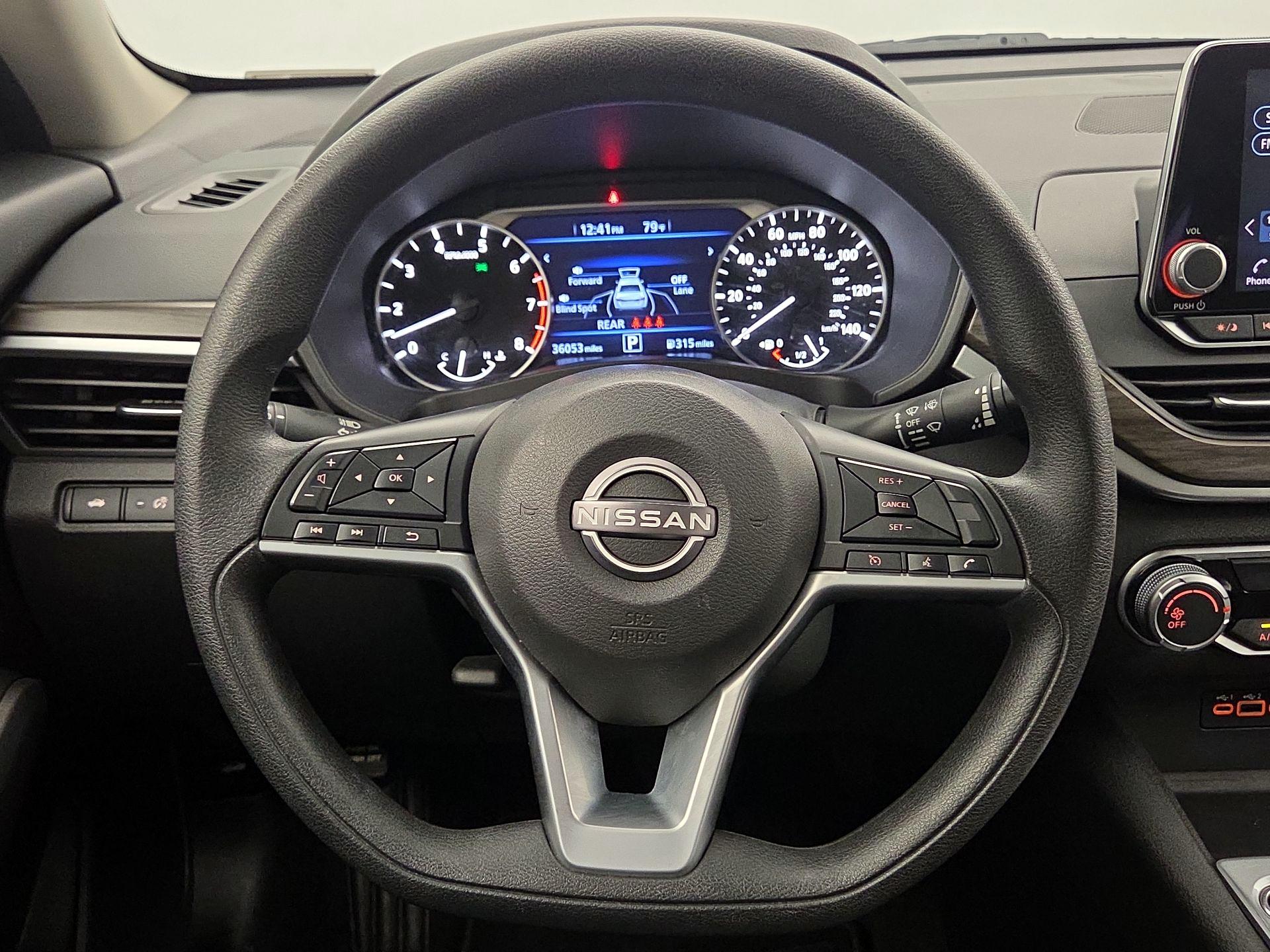 Thumbnail: 2025 Nissan Altima - 10