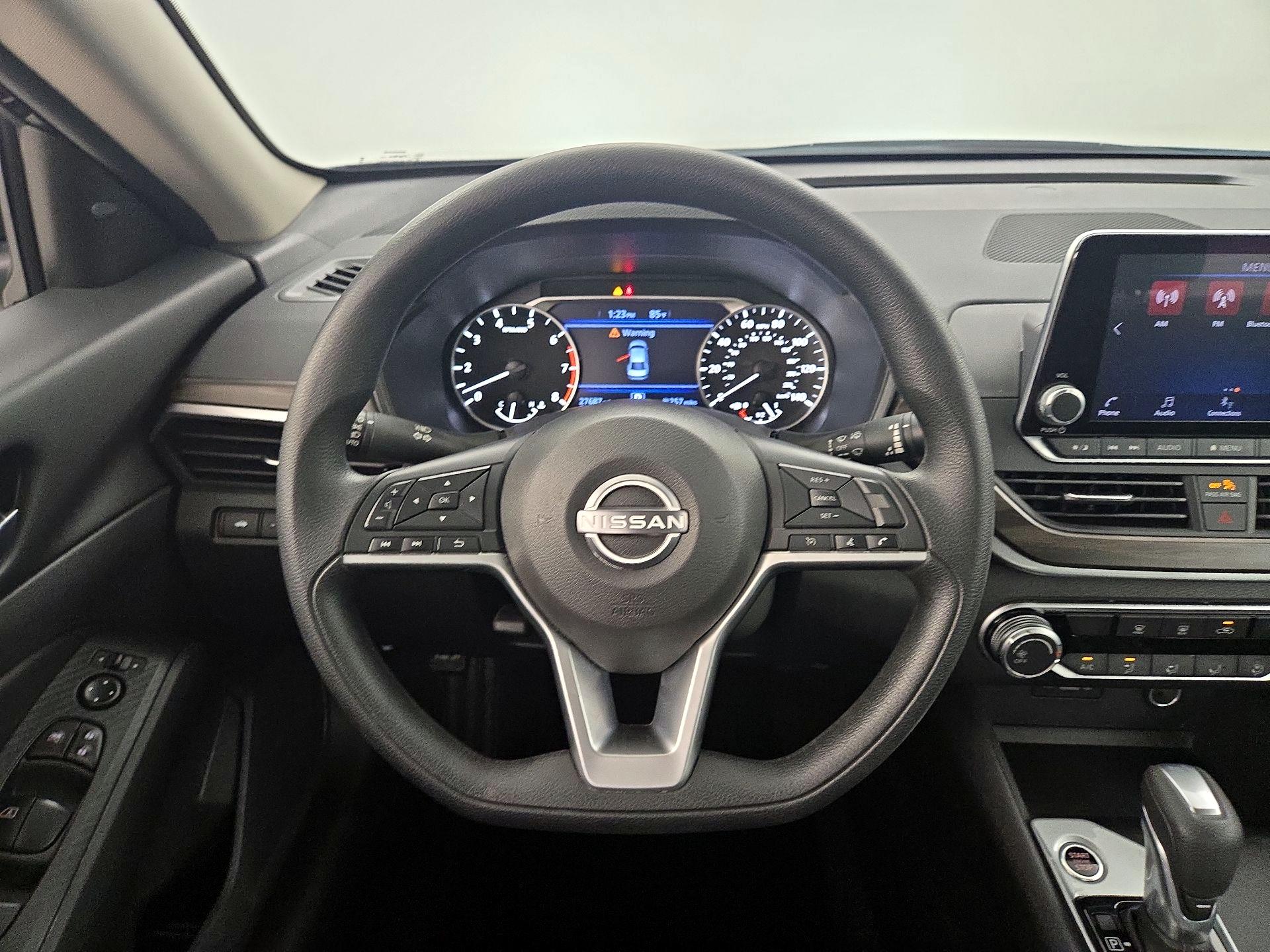 Thumbnail: 2025 Nissan Altima - 10