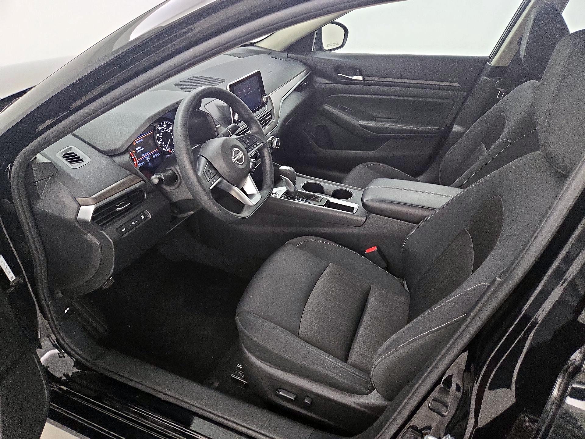 Thumbnail: 2025 Nissan Altima - 11