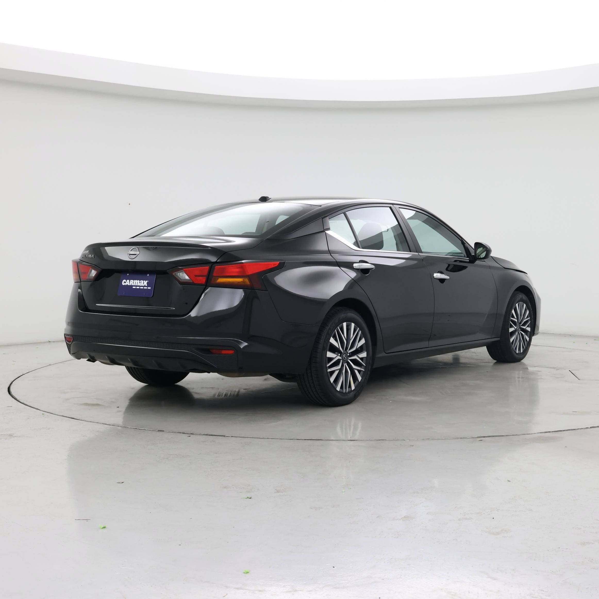 Thumbnail: 2025 Nissan Altima - 8