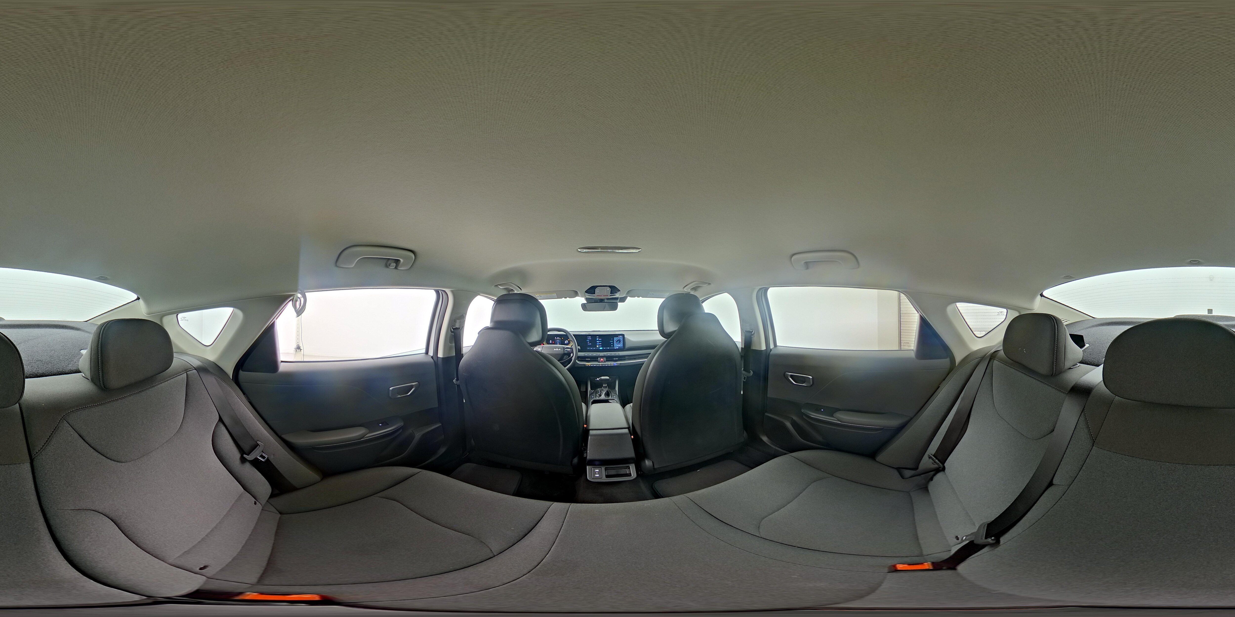2025 Kia K4 LXS - Photo 25