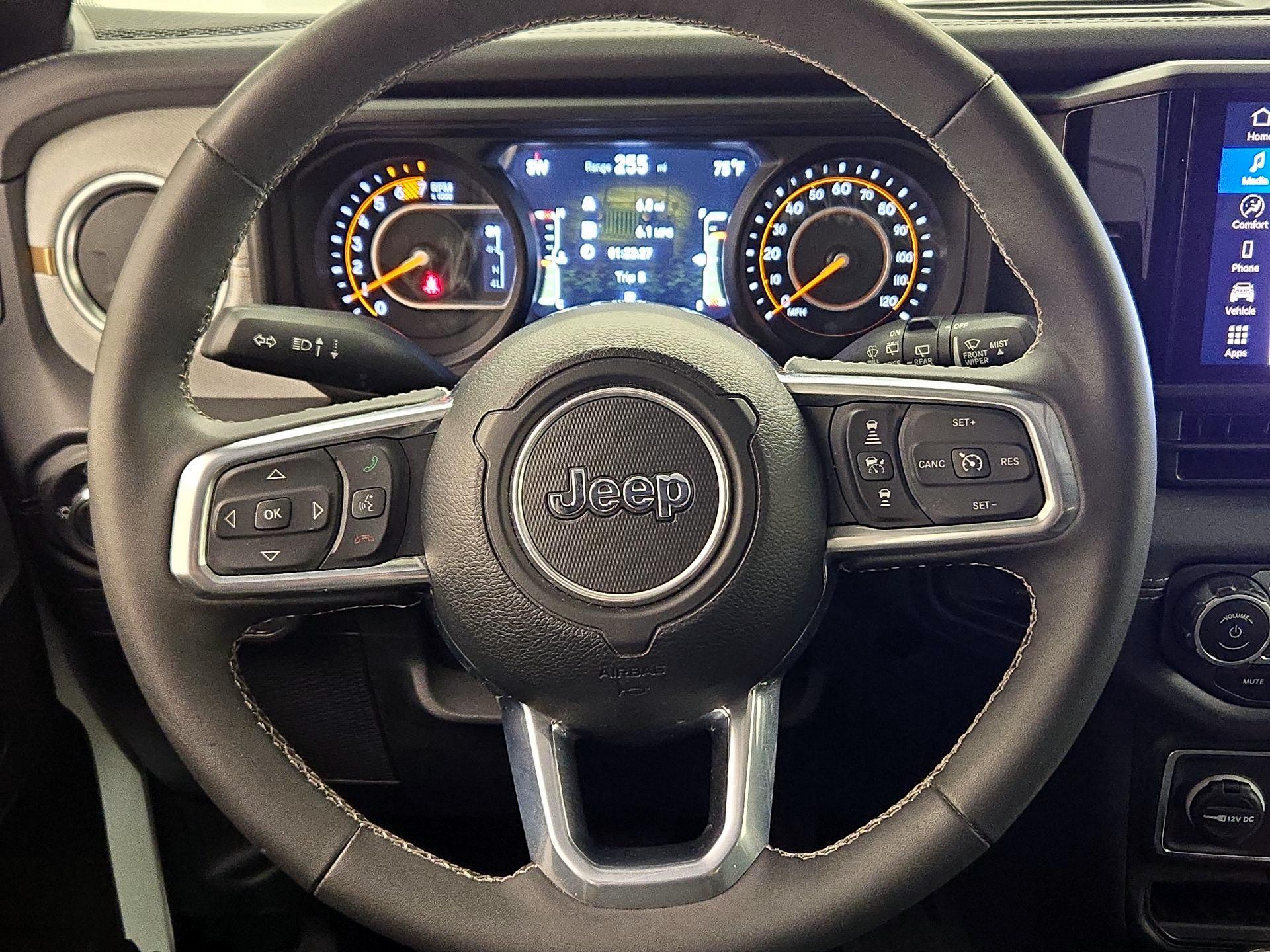 Thumbnail: 2025 Jeep Wrangler - 10