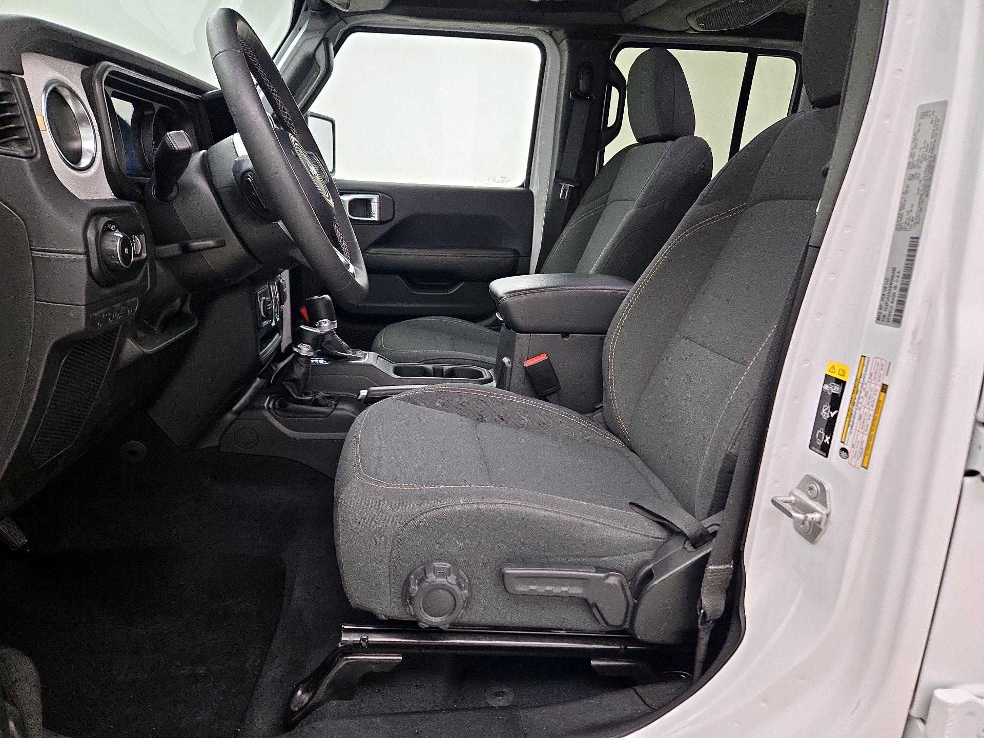 Thumbnail: 2025 Jeep Wrangler - 11