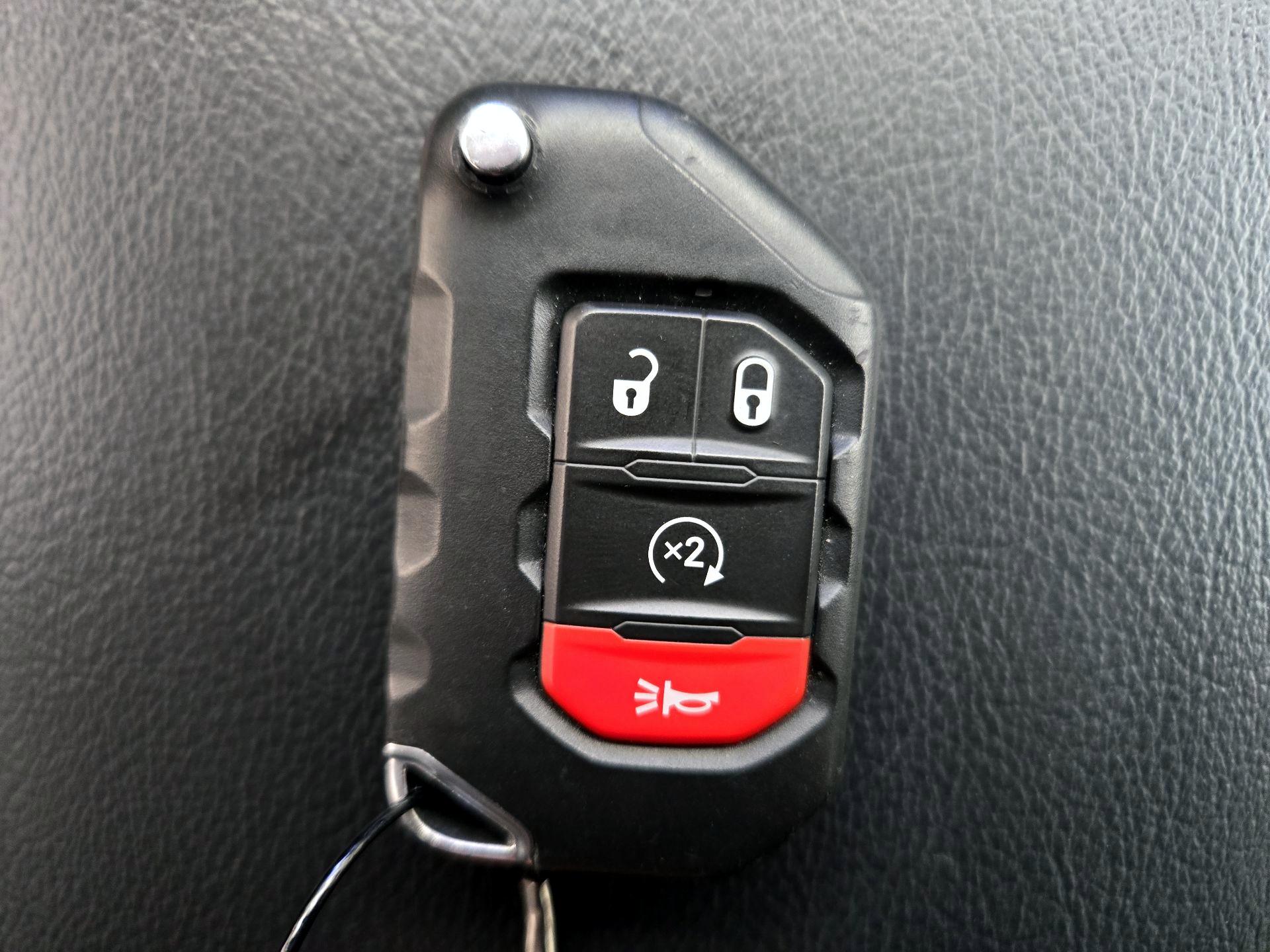Thumbnail: 2025 Jeep Wrangler - 19