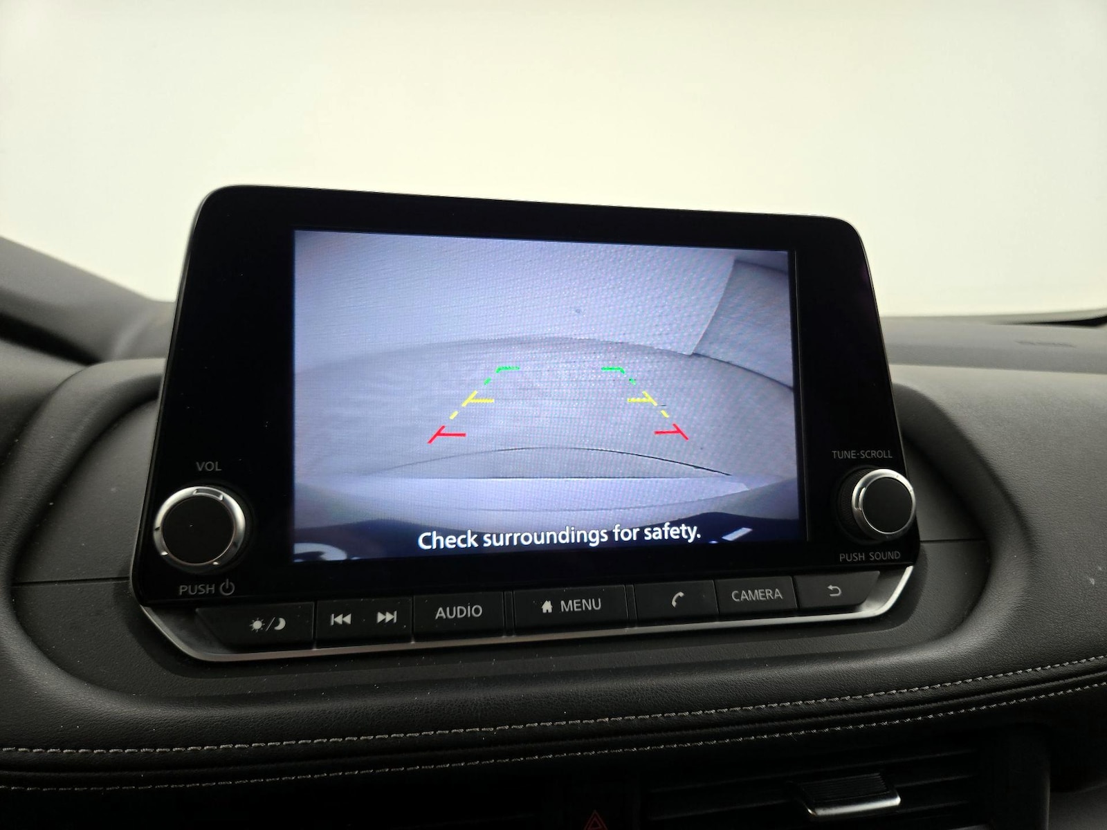 2025 Nissan Rogue SV - Photo 15