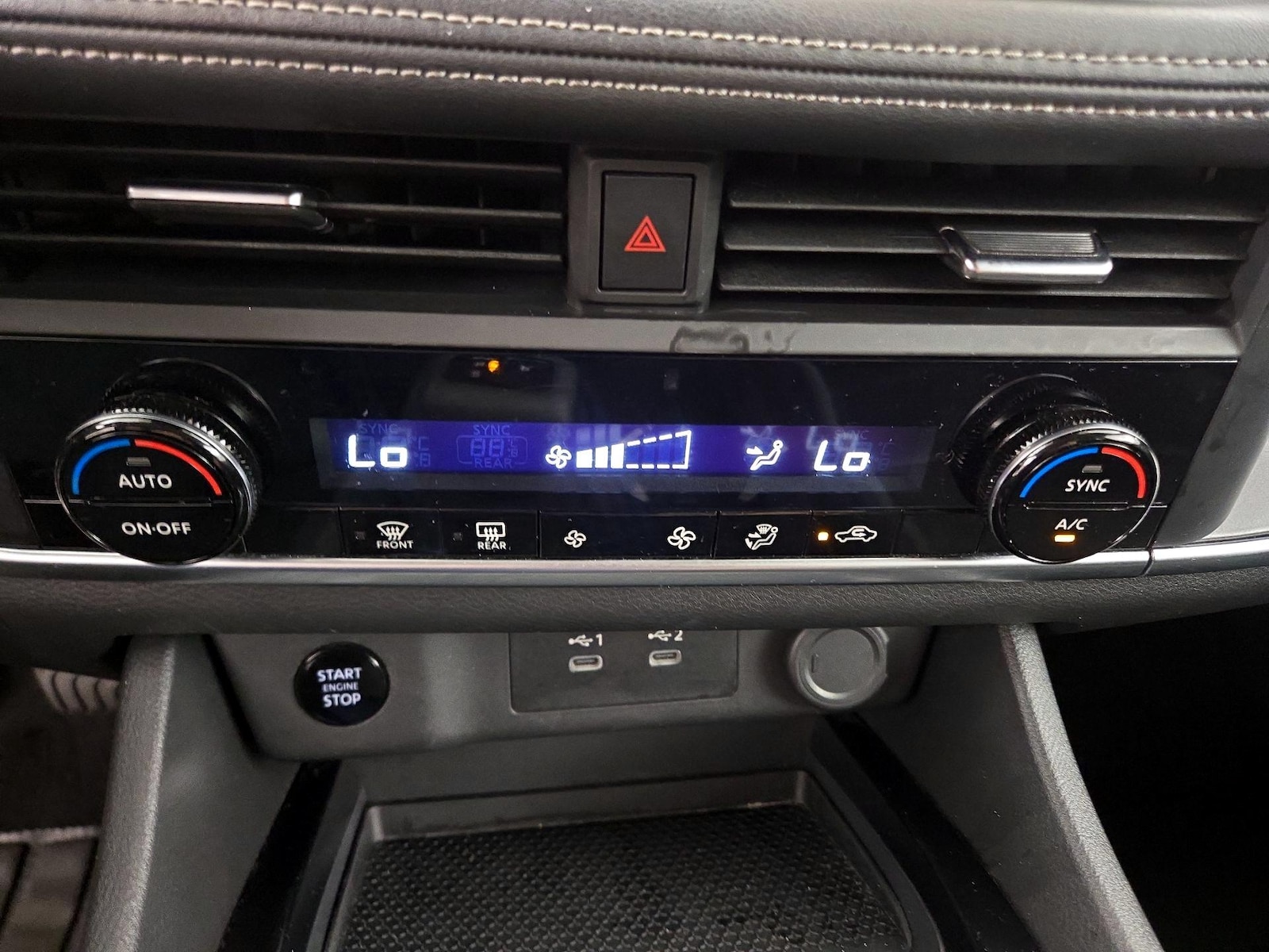 2025 Nissan Rogue SV - Photo 17