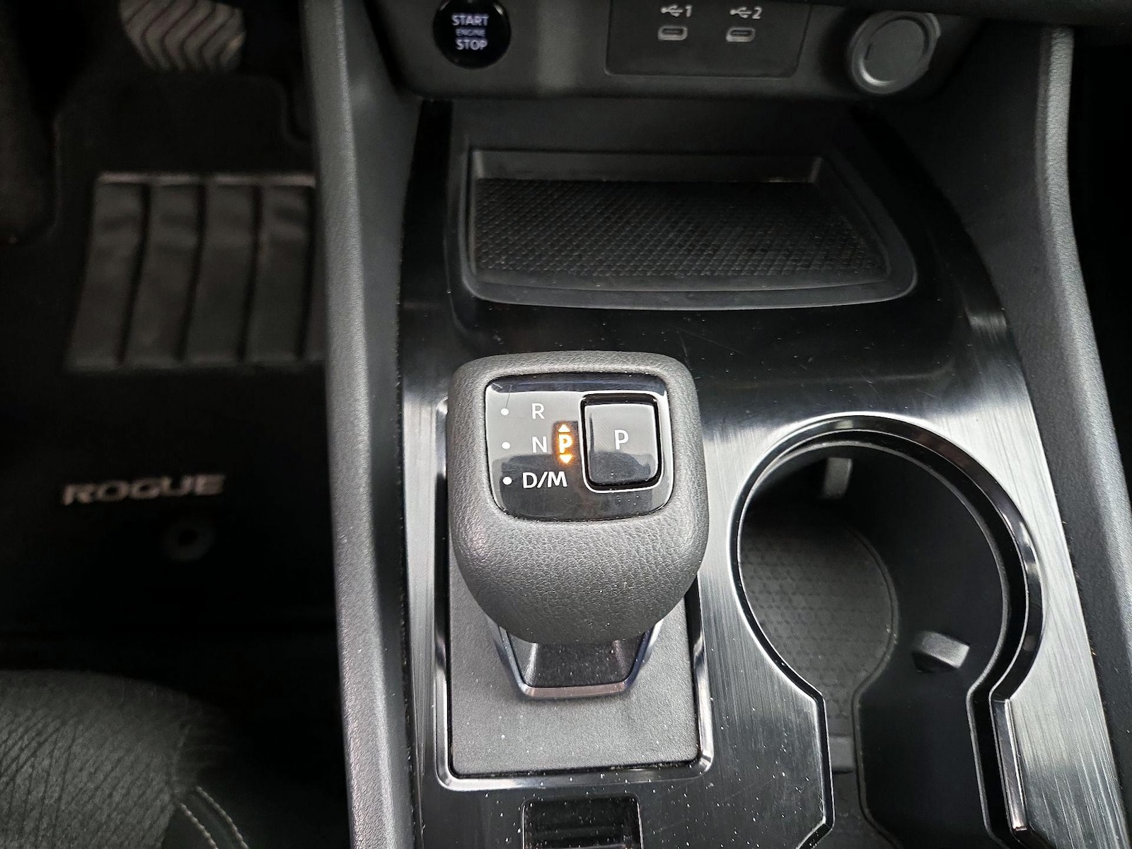 2025 Nissan Rogue SV - Photo 18