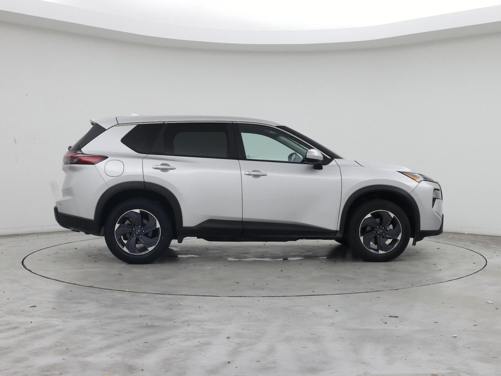 2025 Nissan Rogue SV - Photo 8