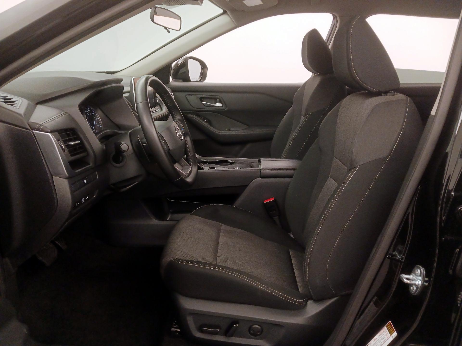 Thumbnail: 2025 Nissan Rogue - 11