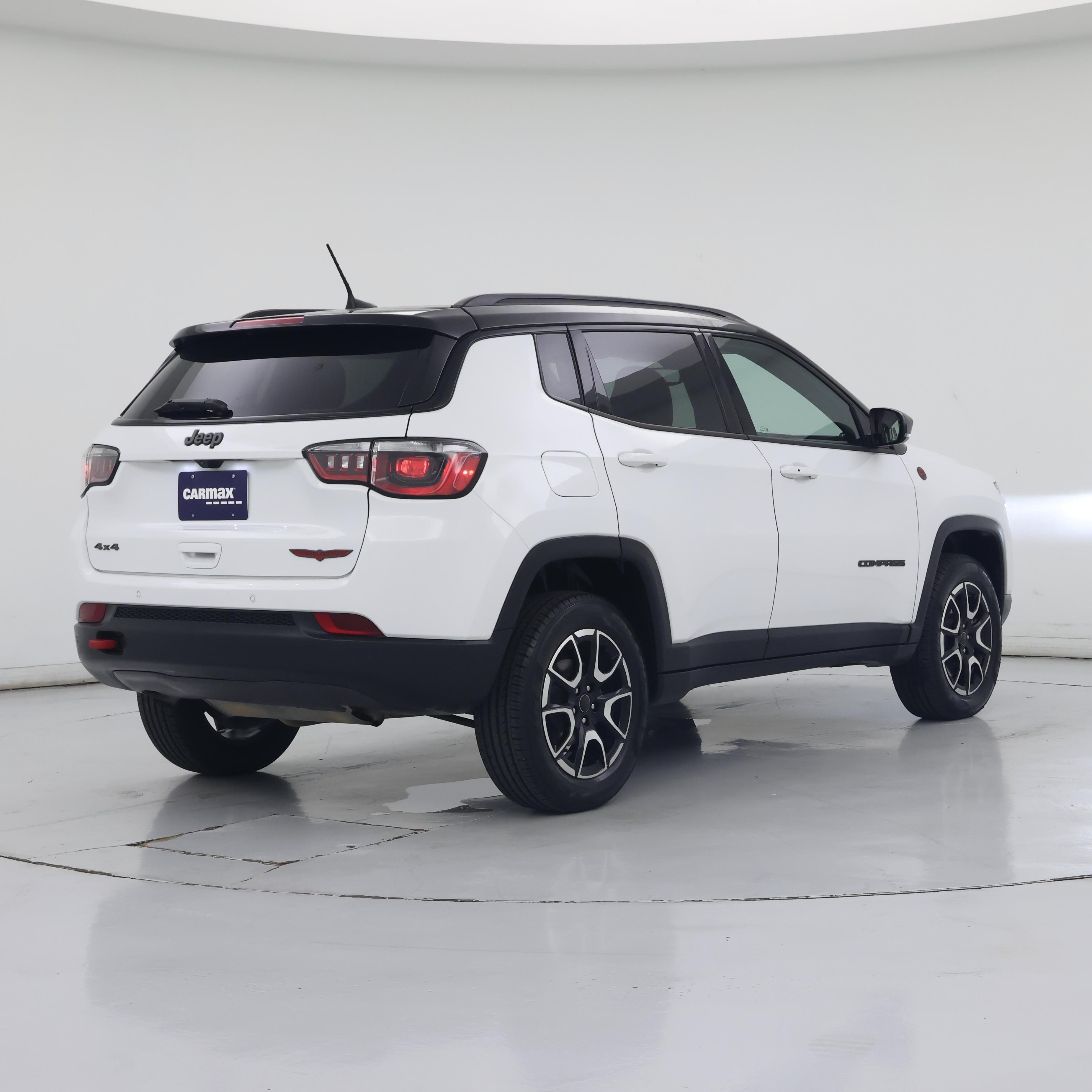 Thumbnail: 2025 Jeep Compass - 8