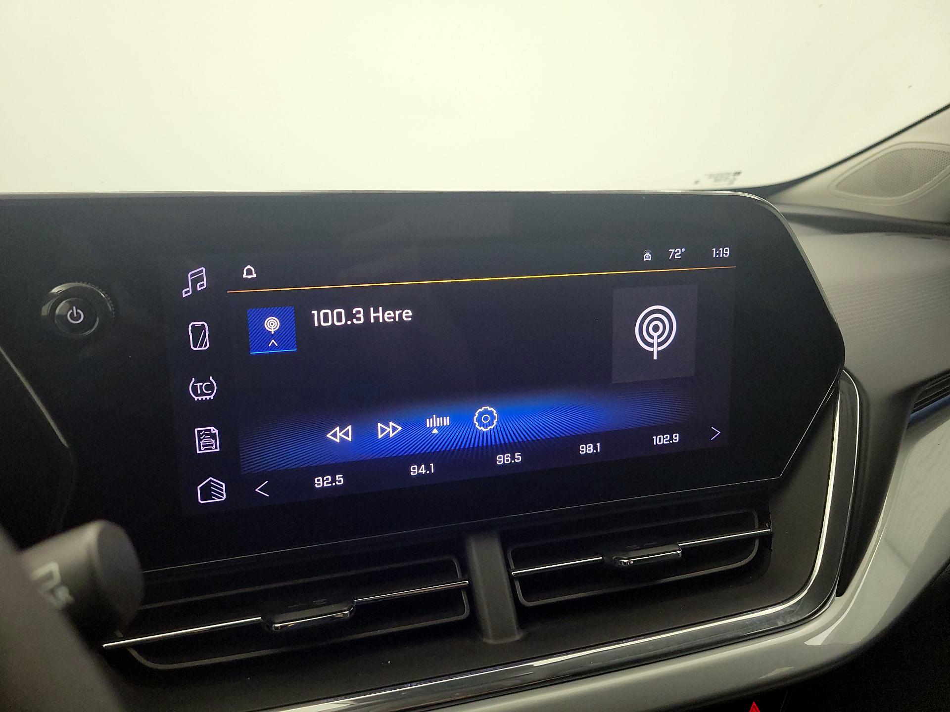 Thumbnail: 2025 Chevrolet Trax - 15