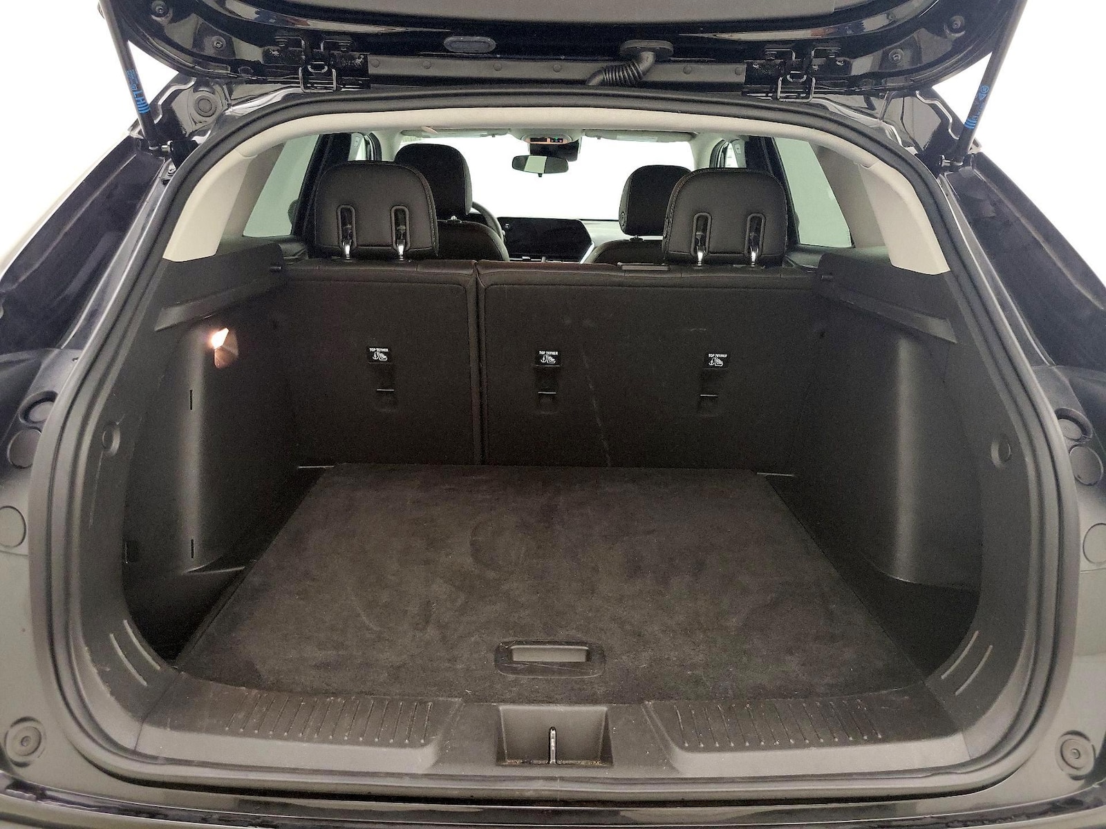 2025 Chevrolet Trax LT - Photo 21