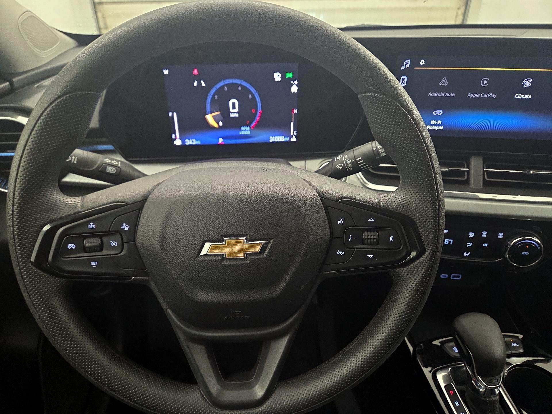 Thumbnail: 2025 Chevrolet Trax - 10
