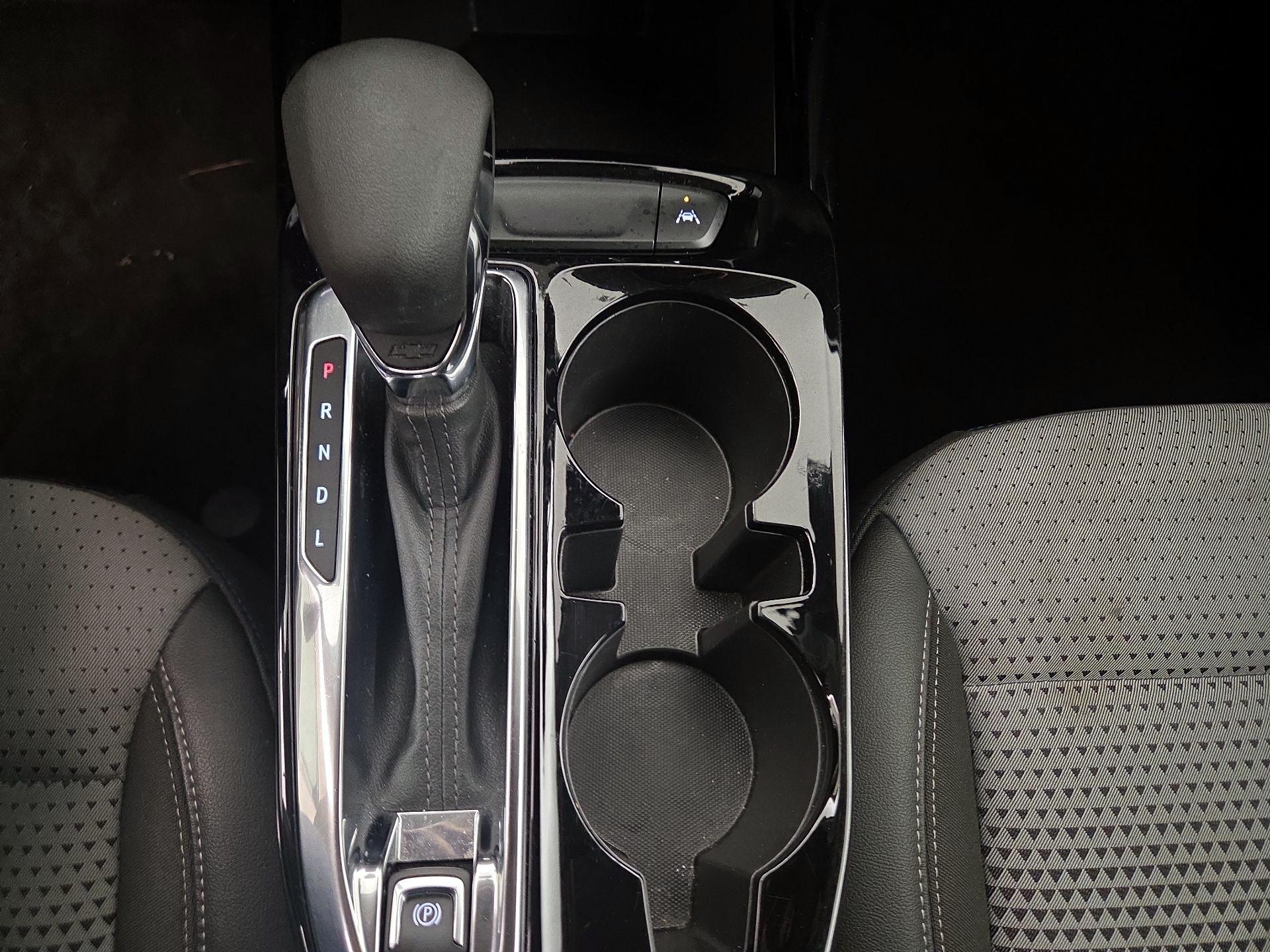 Thumbnail: 2025 Chevrolet Trax - 17