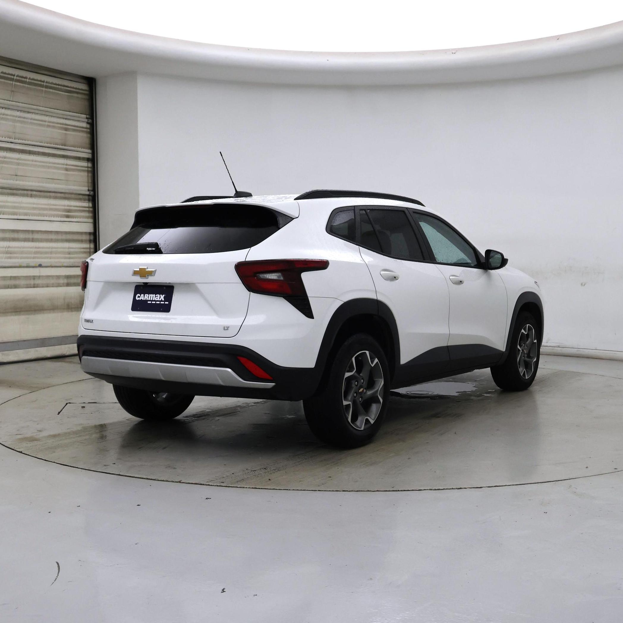 Thumbnail: 2025 Chevrolet Trax - 8