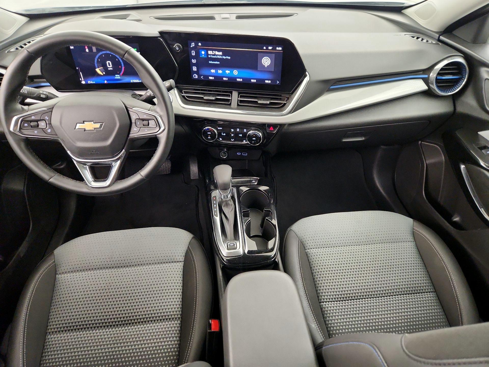 Thumbnail: 2025 Chevrolet Trax - 9