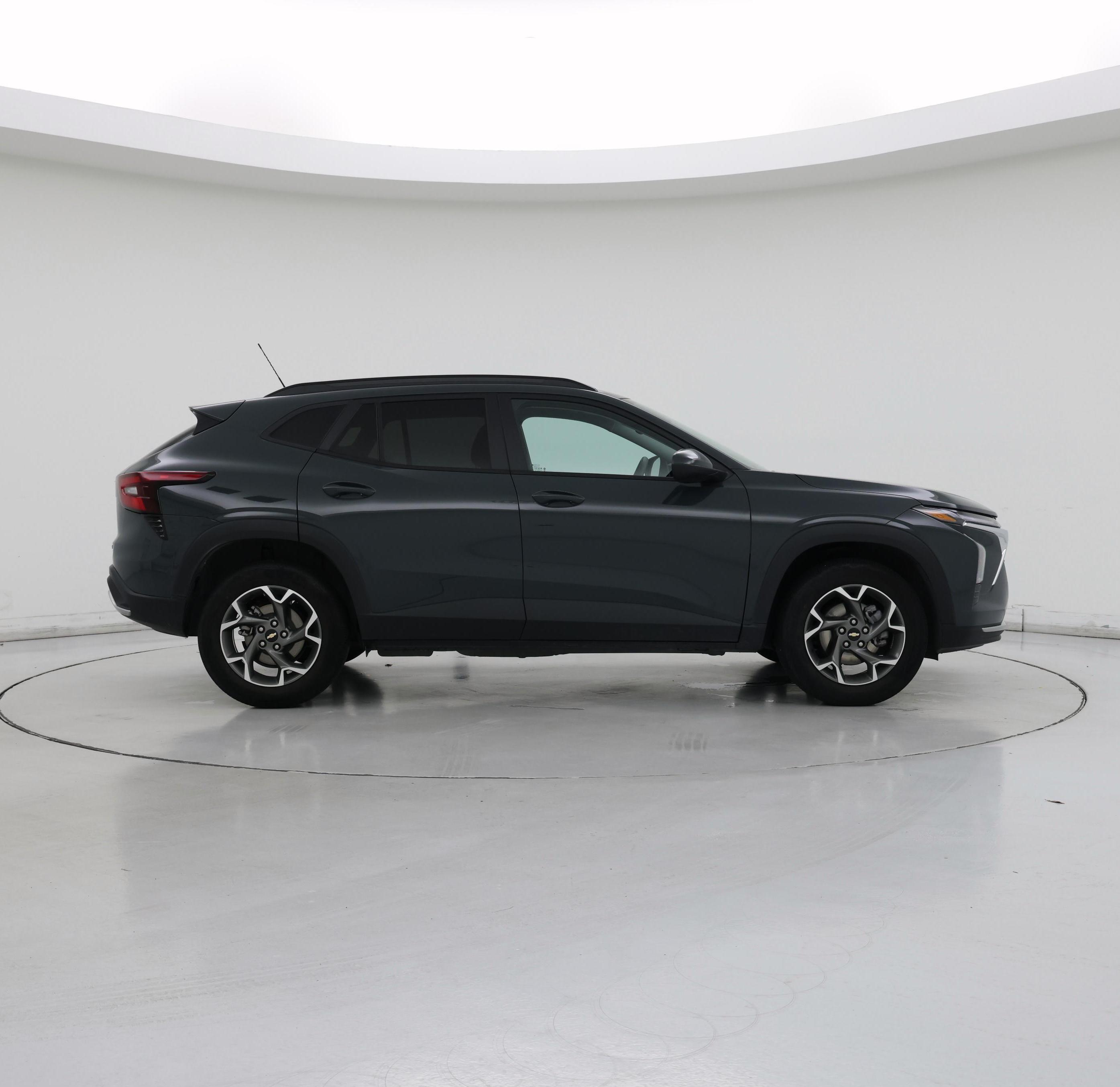 Thumbnail: 2025 Chevrolet Trax - 7