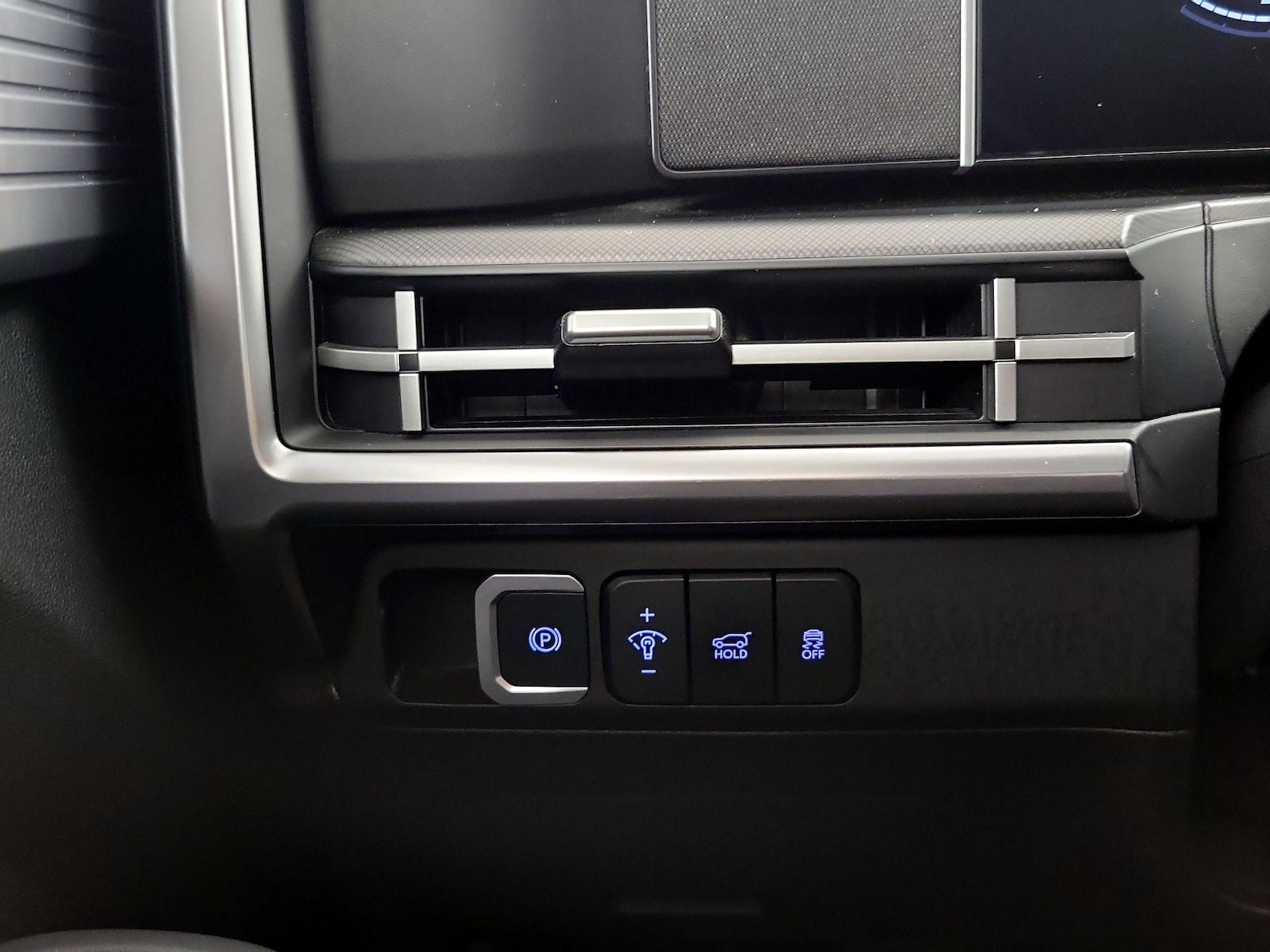 2025 Hyundai Santa Fe SEL - Photo 14