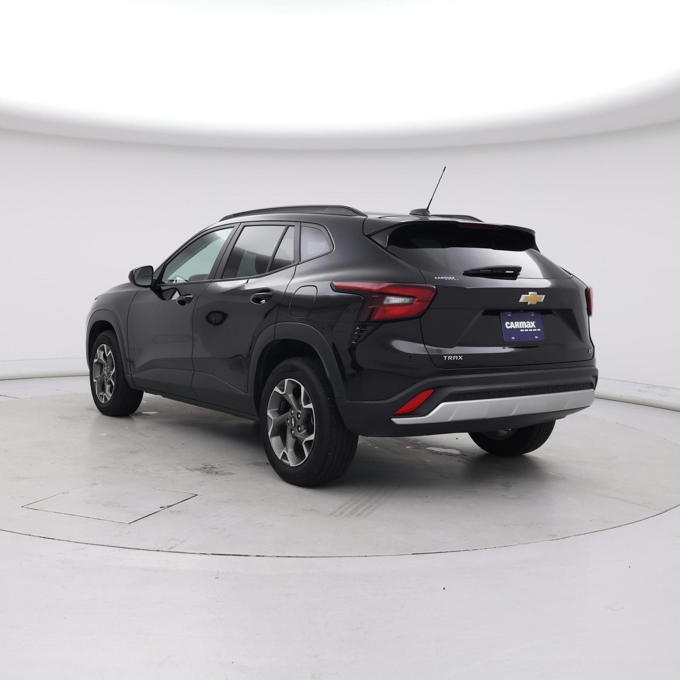 Thumbnail: 2025 Chevrolet Trax - 2