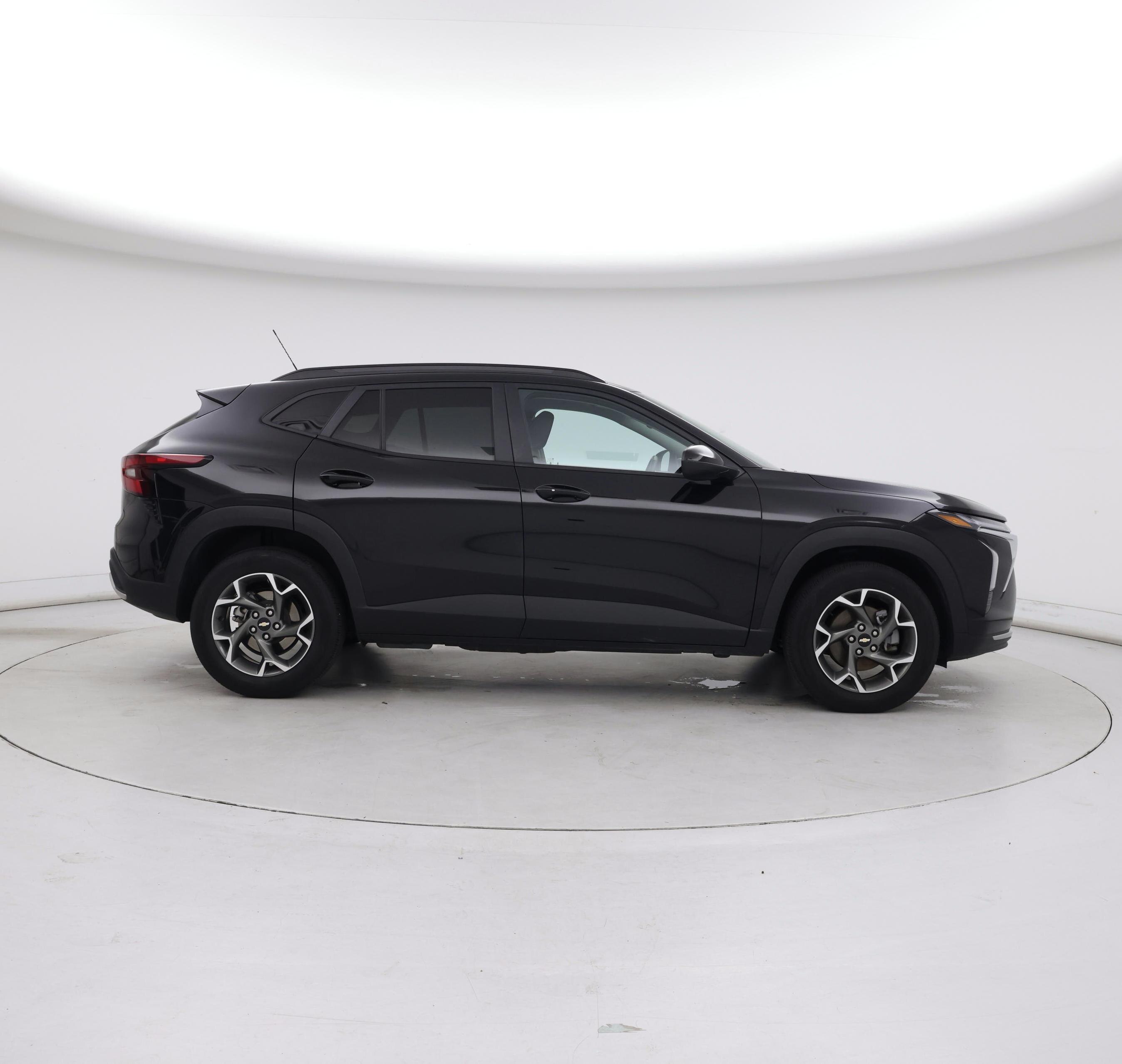 Thumbnail: 2025 Chevrolet Trax - 7
