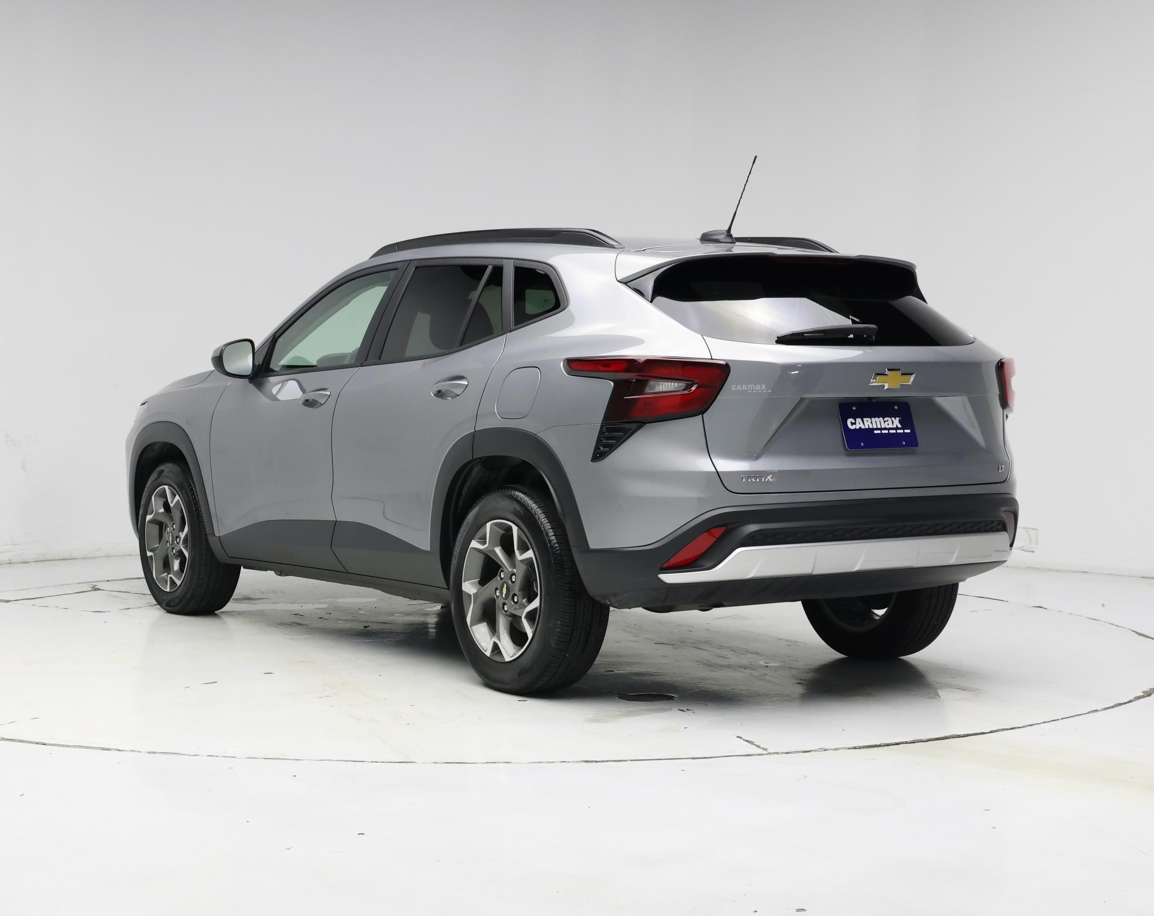 Thumbnail: 2025 Chevrolet Trax - 2