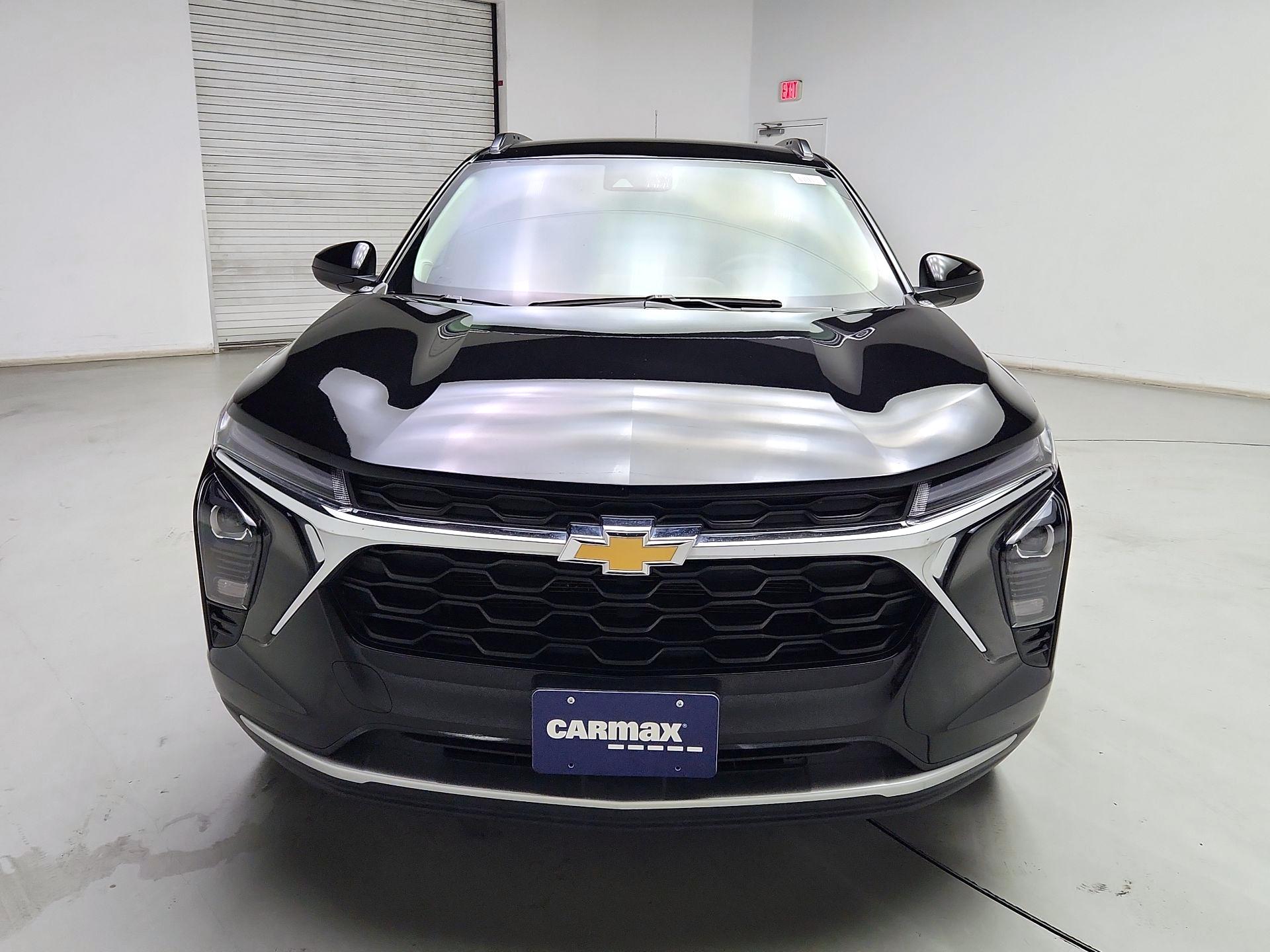 Thumbnail: 2025 Chevrolet Trax - 2