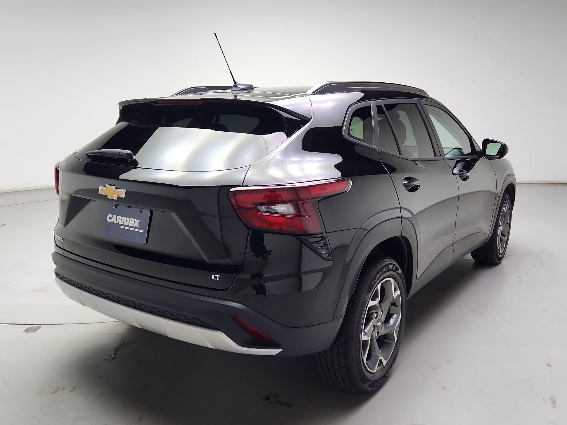 Thumbnail: 2025 Chevrolet Trax - 5