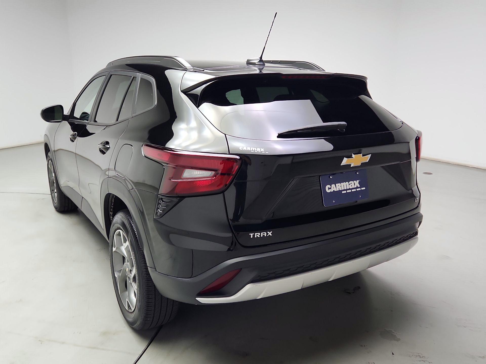 Thumbnail: 2025 Chevrolet Trax - 7