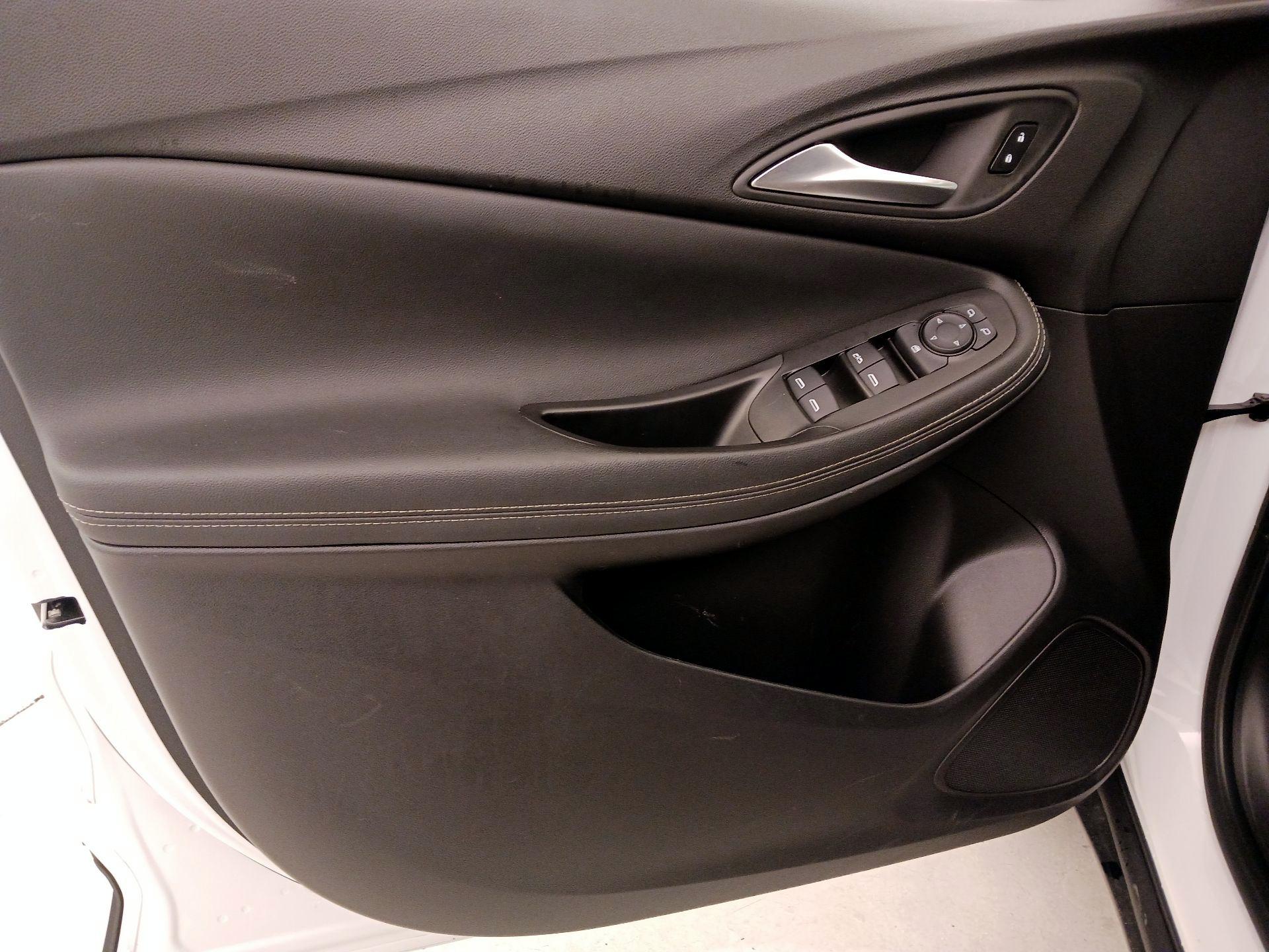 Thumbnail: 2025 Buick Encore GX - 12