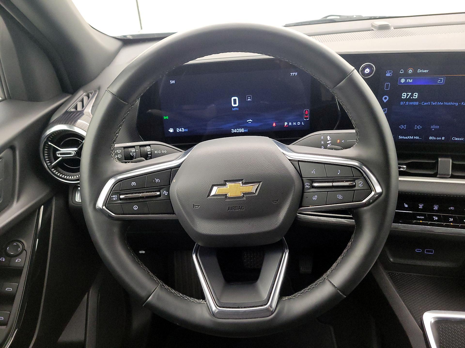 Thumbnail: 2025 Chevrolet Equinox - 10