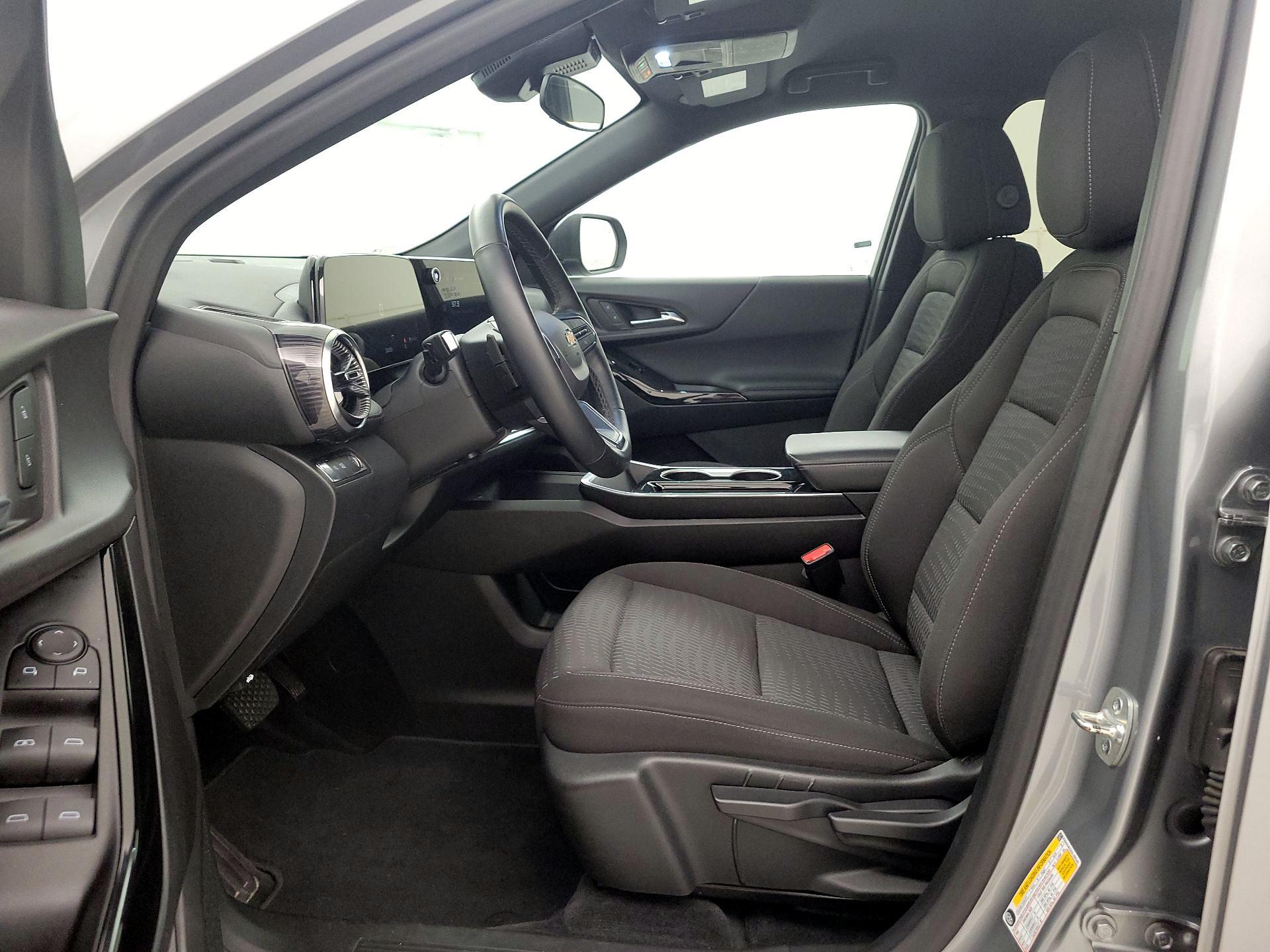 Thumbnail: 2025 Chevrolet Equinox - 11