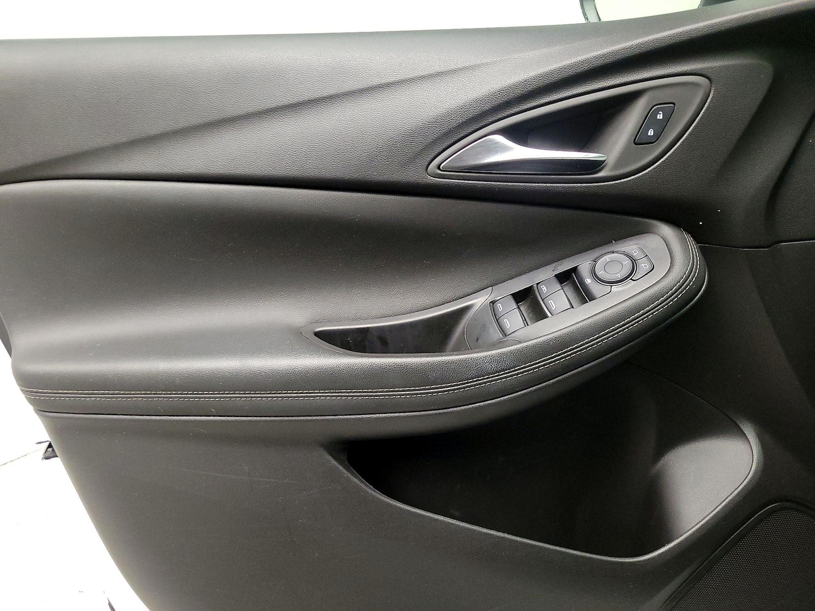 2025 Buick Encore GX Preferred - Photo 13