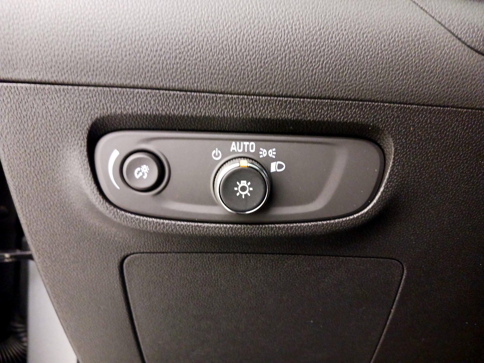 Thumbnail: 2025 Buick Encore GX - 13