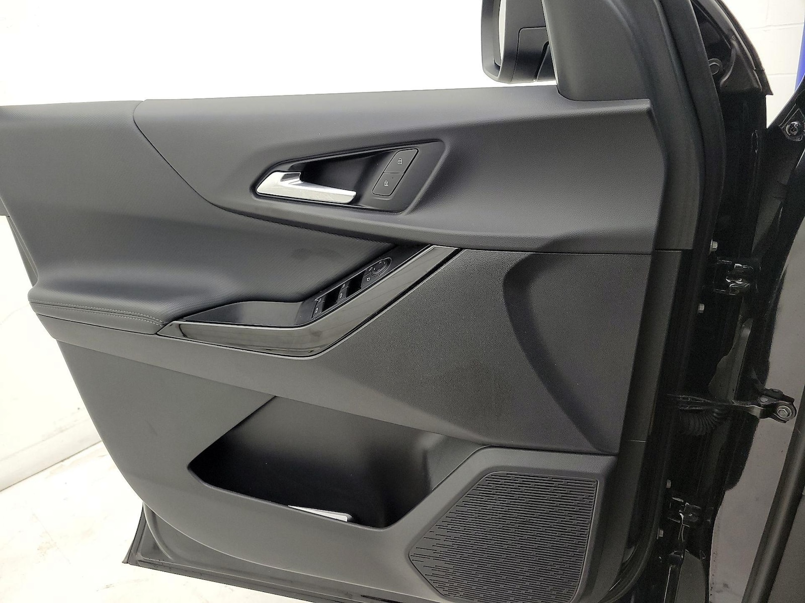 2025 Chevrolet Equinox LT - Photo 13