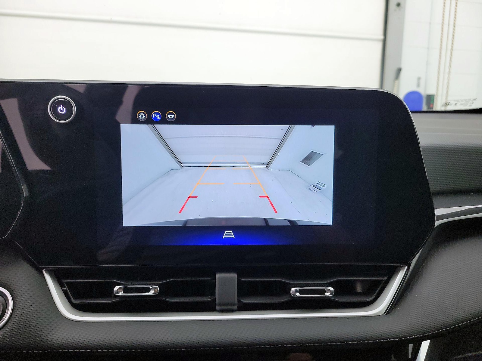 2025 Chevrolet Equinox LT - Photo 15
