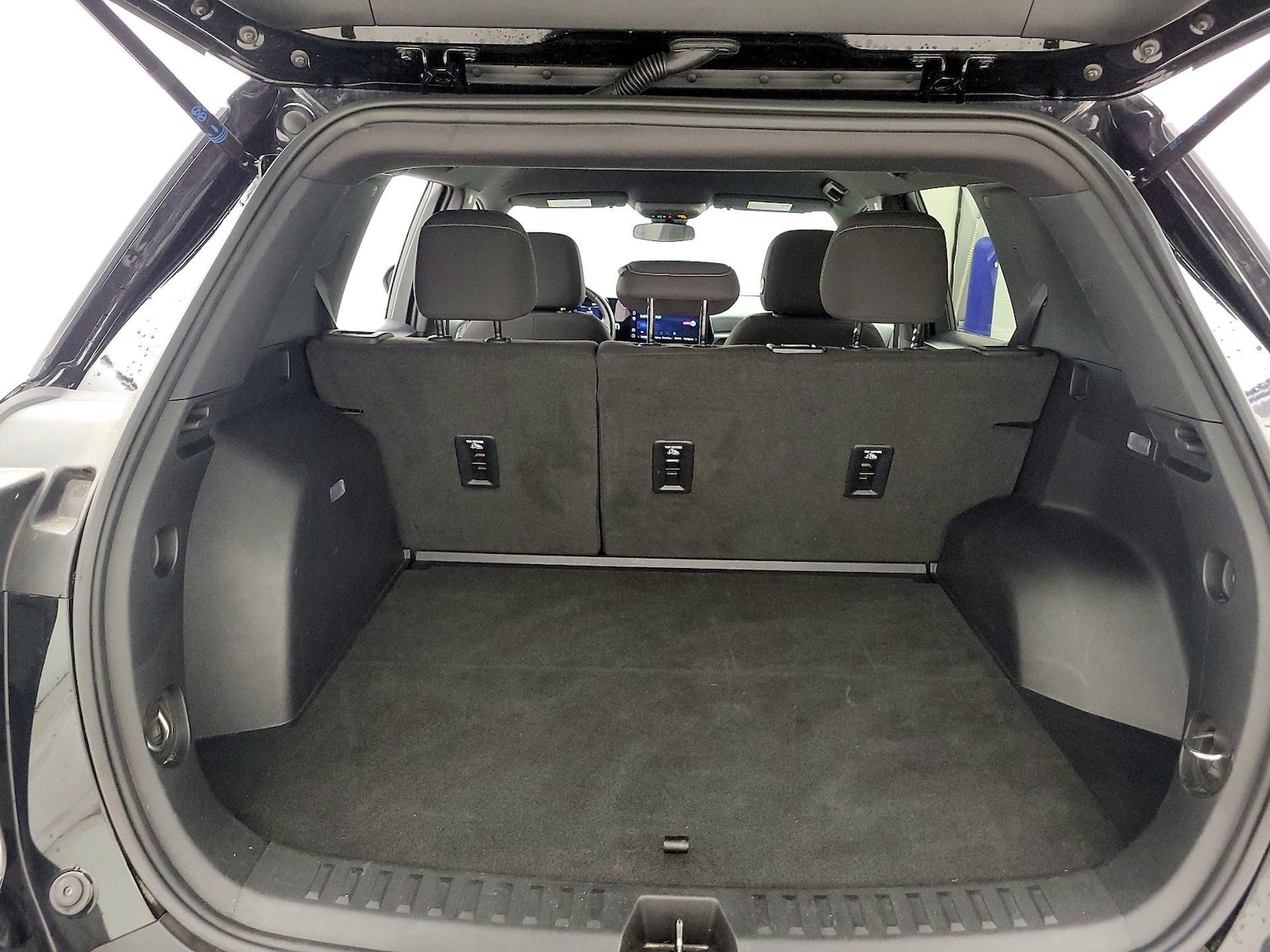 2025 Chevrolet Equinox LT - Photo 21