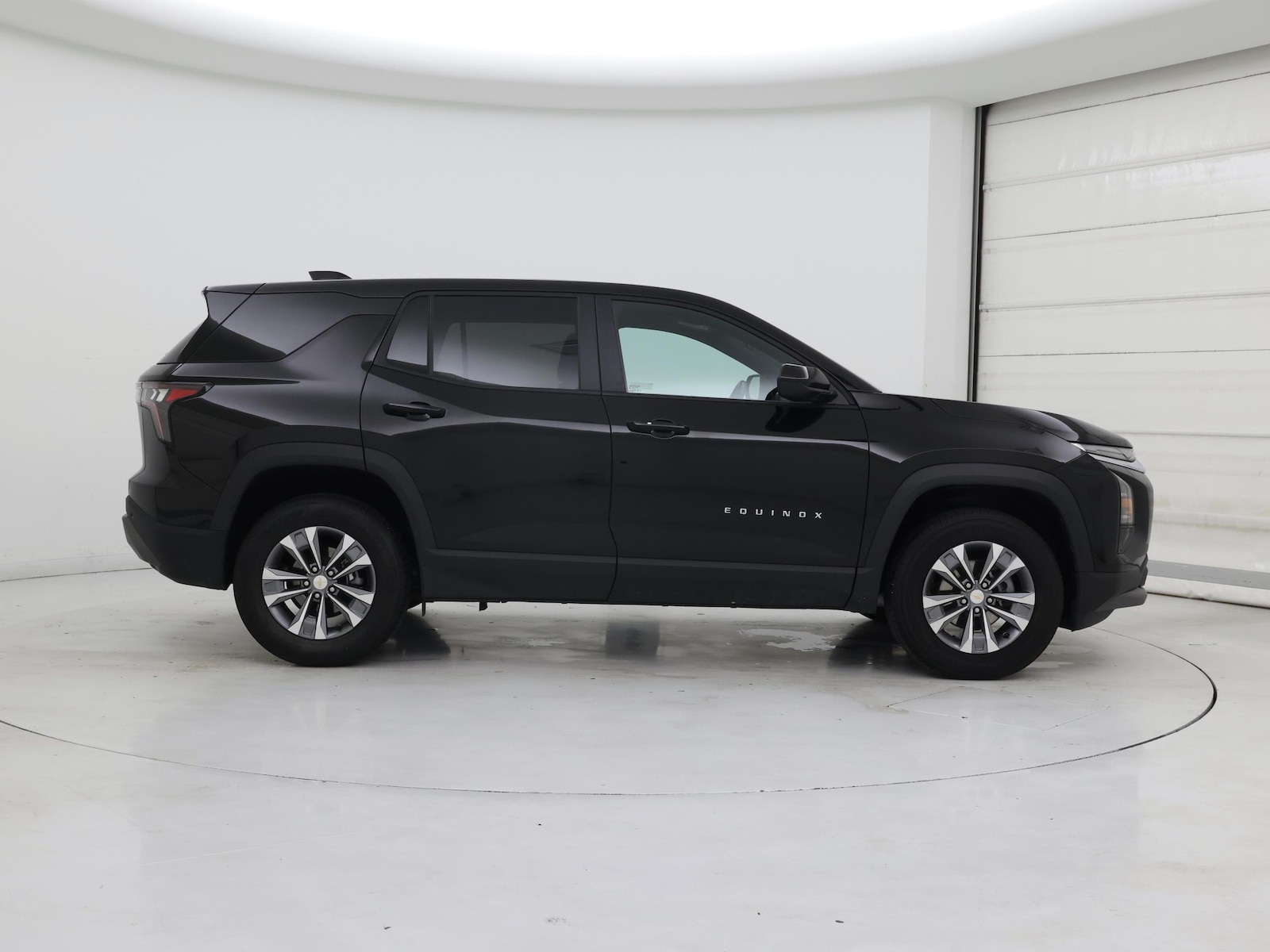 2025 Chevrolet Equinox LT - Photo 8