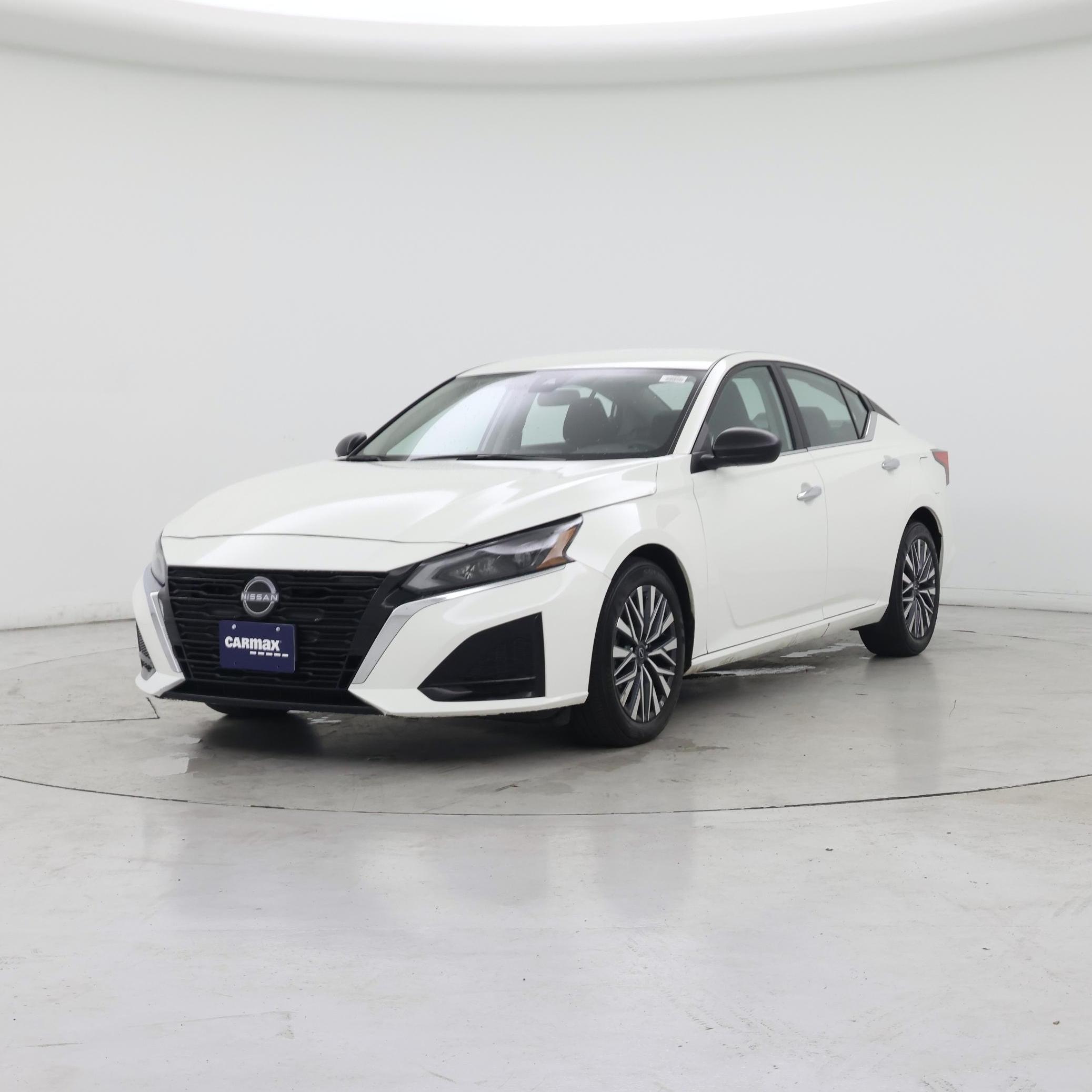Thumbnail: 2025 Nissan Altima - 4