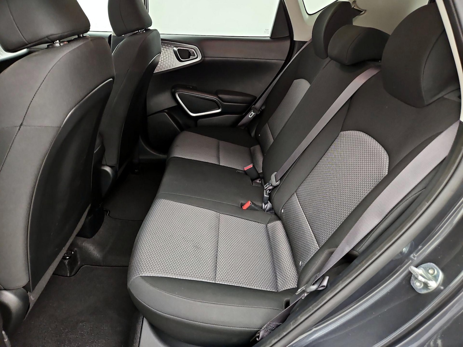 2025 Kia Soul LX - Photo 20