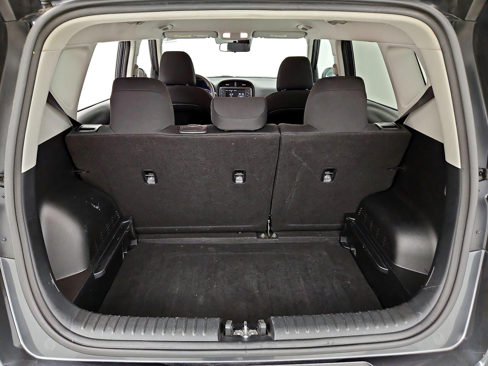 2025 Kia Soul LX - Photo 21