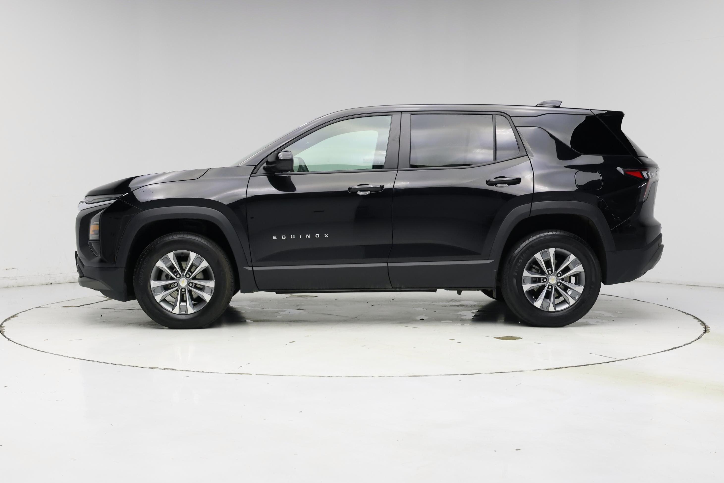 Thumbnail: 2025 Chevrolet Equinox - 3