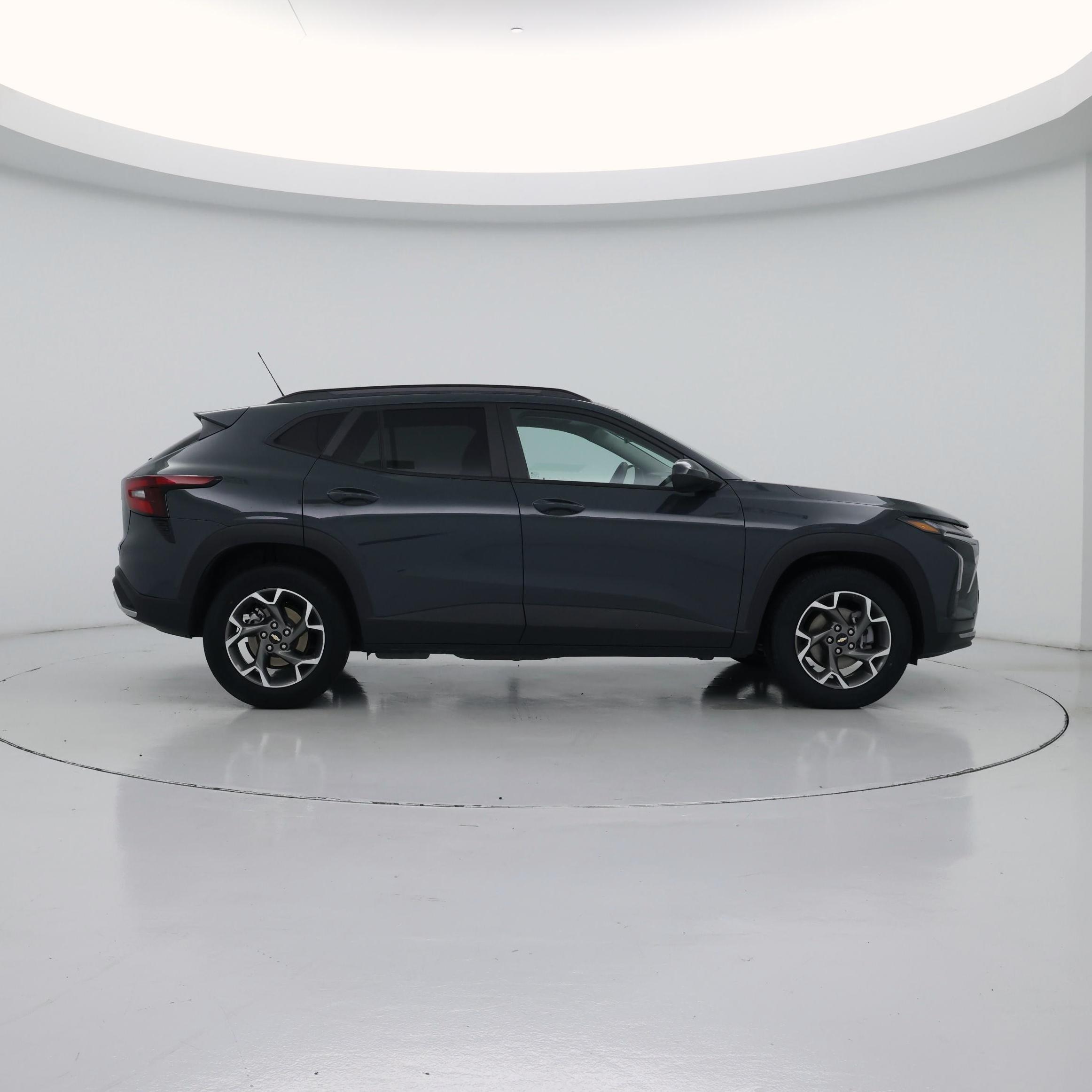 Thumbnail: 2025 Chevrolet Trax - 7
