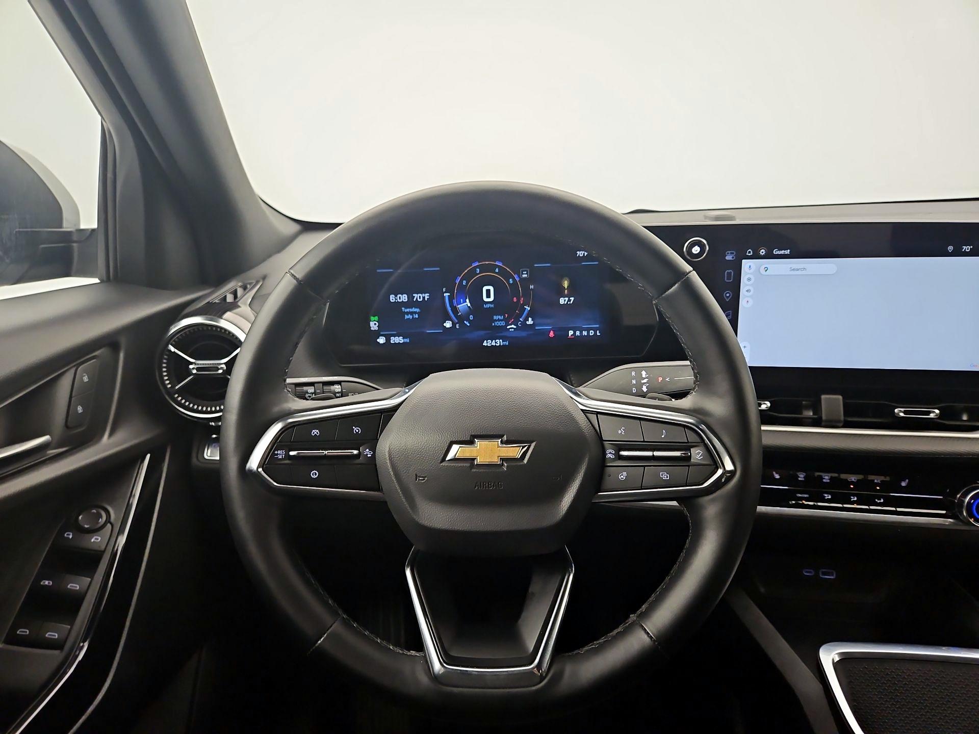 Thumbnail: 2025 Chevrolet Equinox - 10