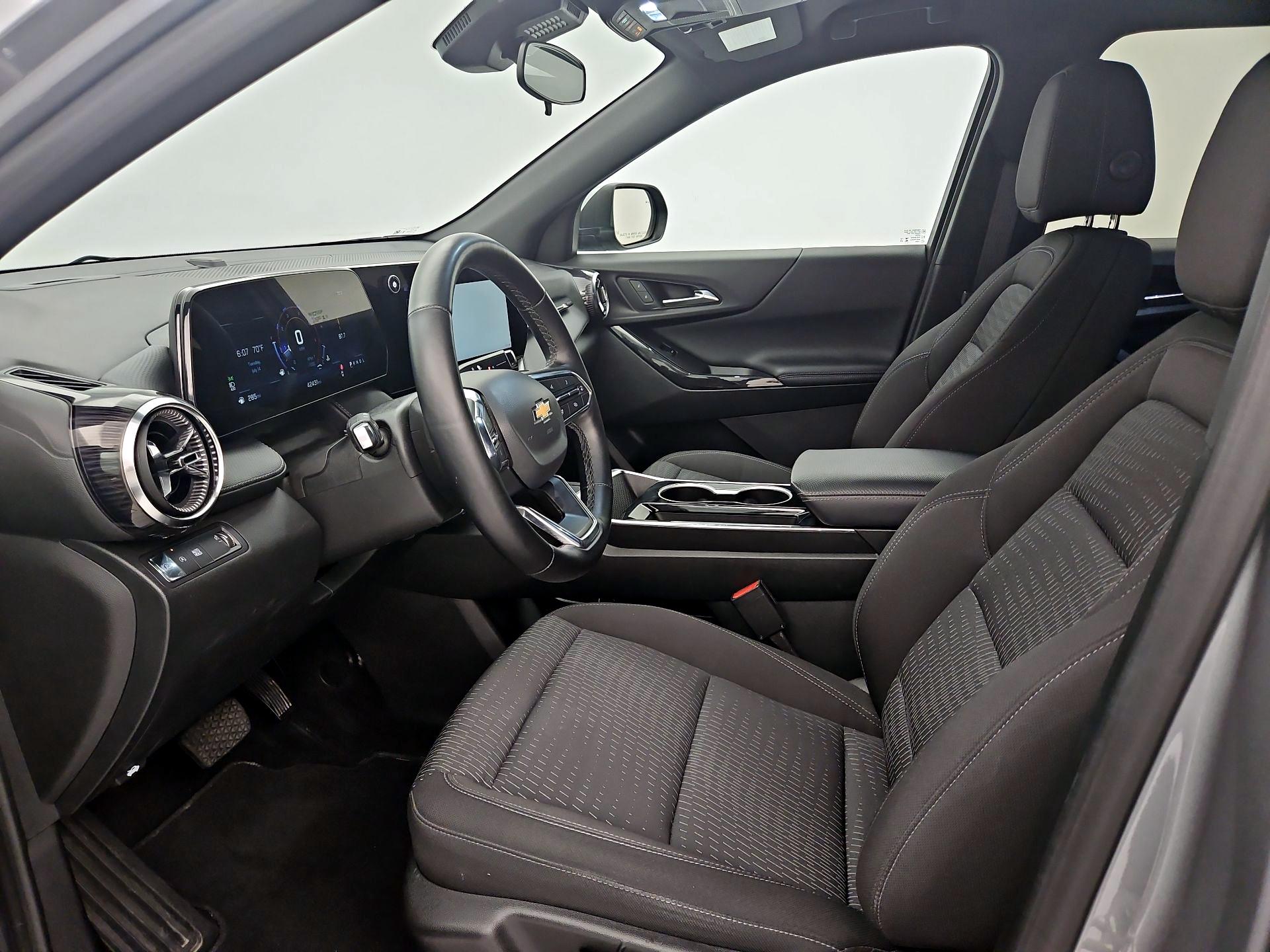 Thumbnail: 2025 Chevrolet Equinox - 11