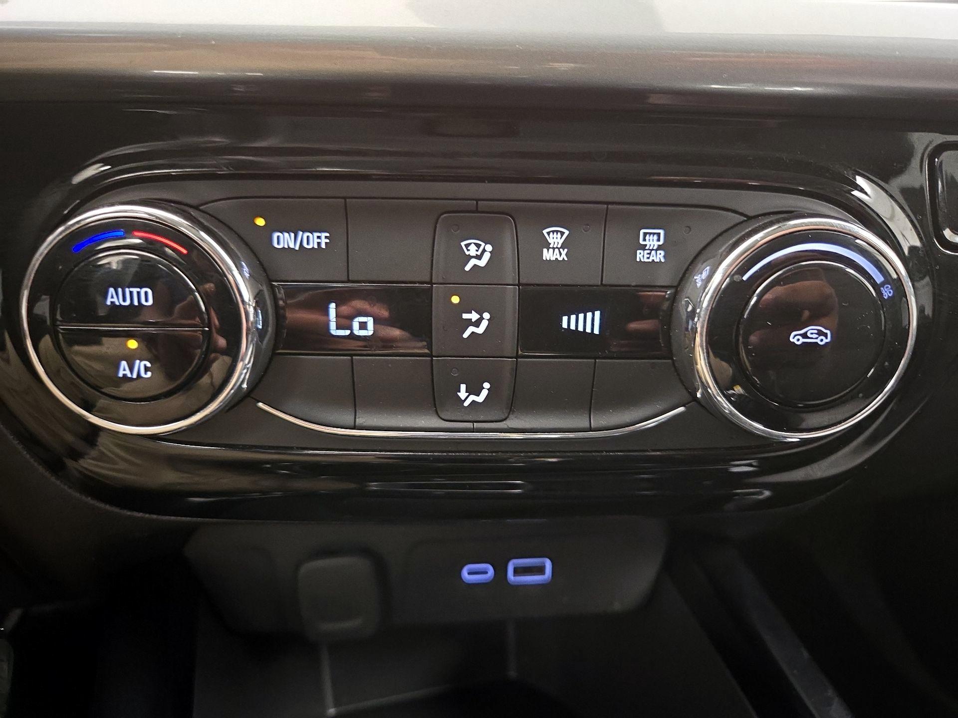 Thumbnail: 2025 Chevrolet Trax - 16
