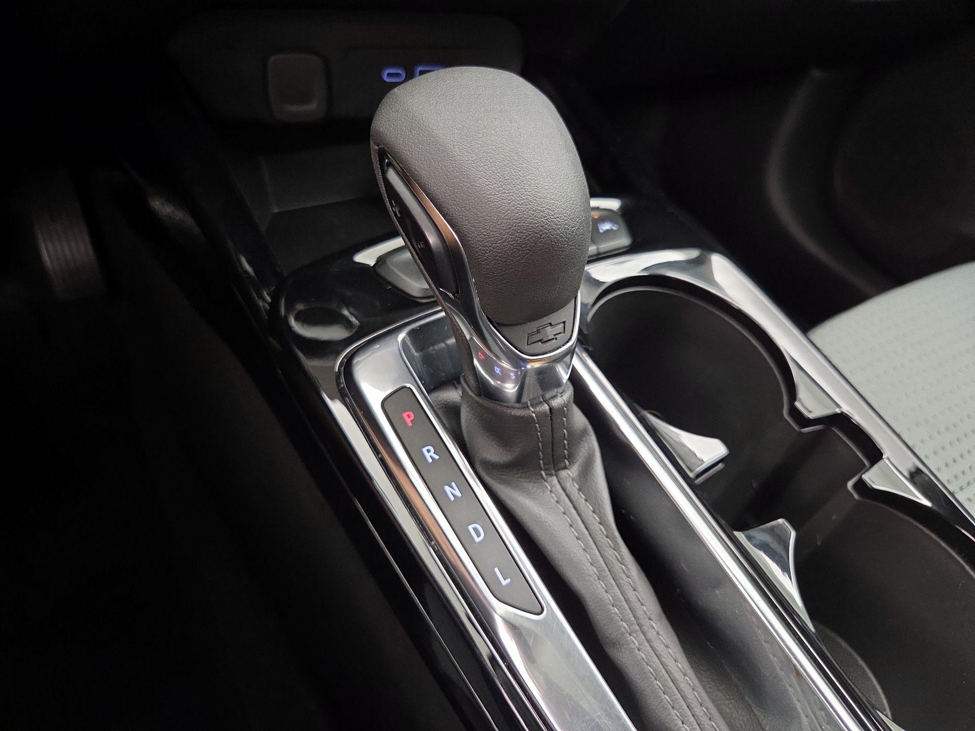 Thumbnail: 2025 Chevrolet Trax - 17