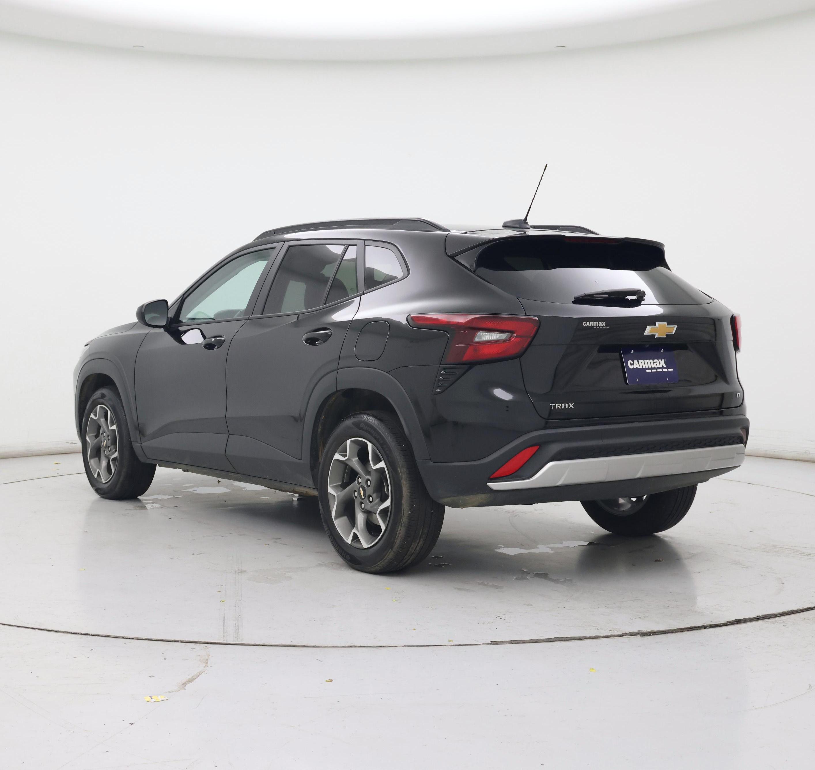 Thumbnail: 2025 Chevrolet Trax - 2