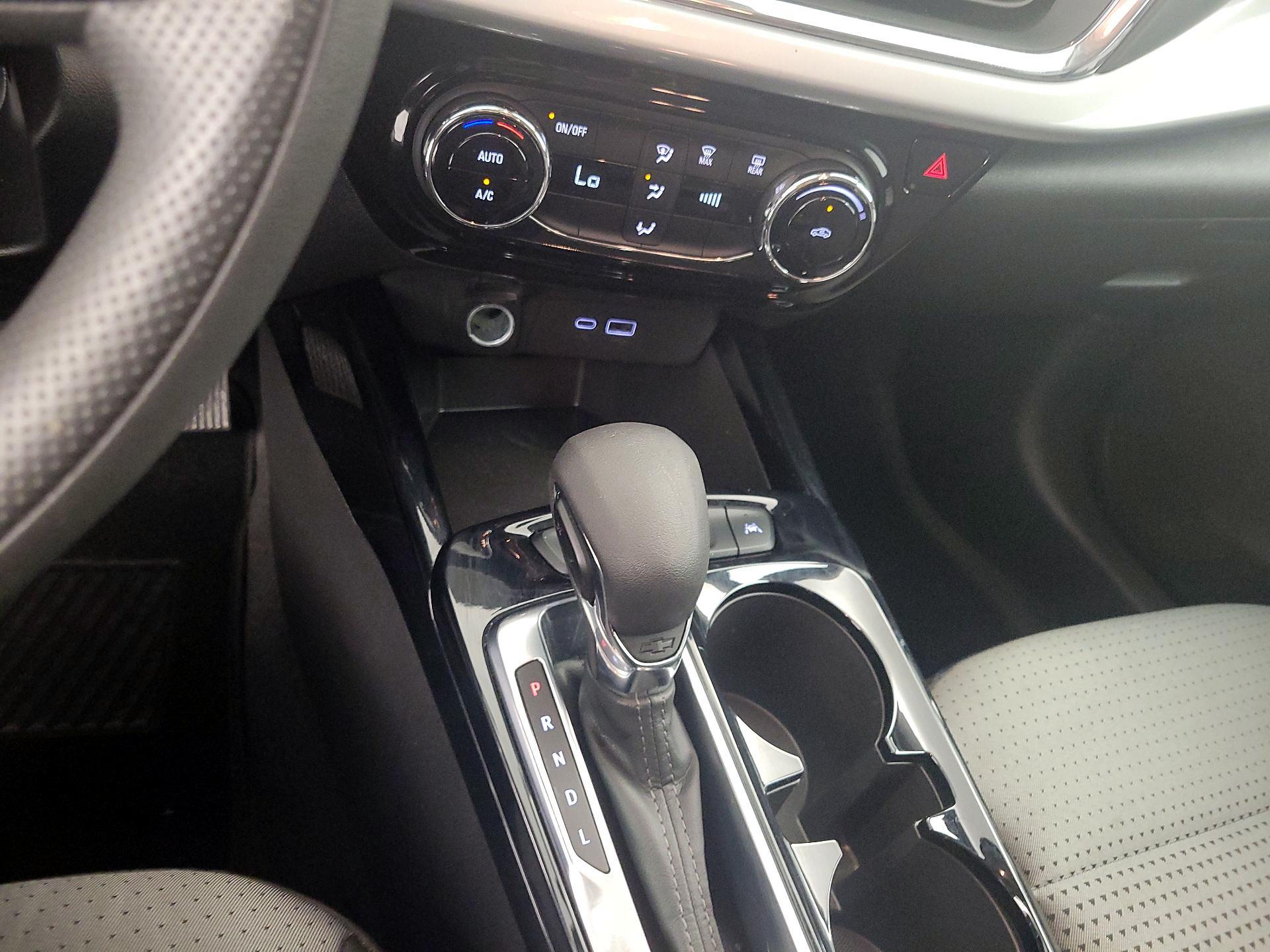 Thumbnail: 2025 Chevrolet Trax - 18
