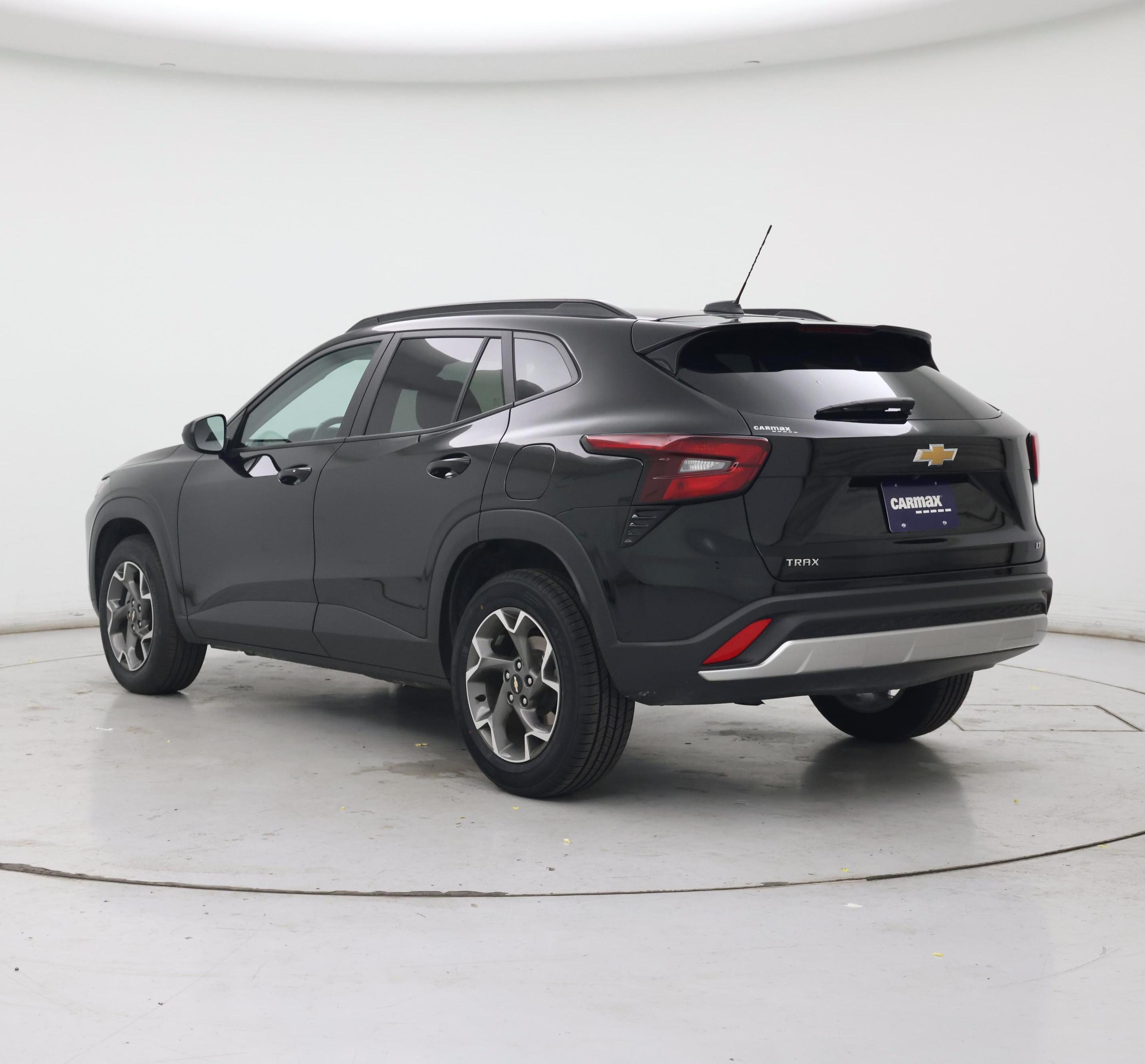 Thumbnail: 2025 Chevrolet Trax - 2